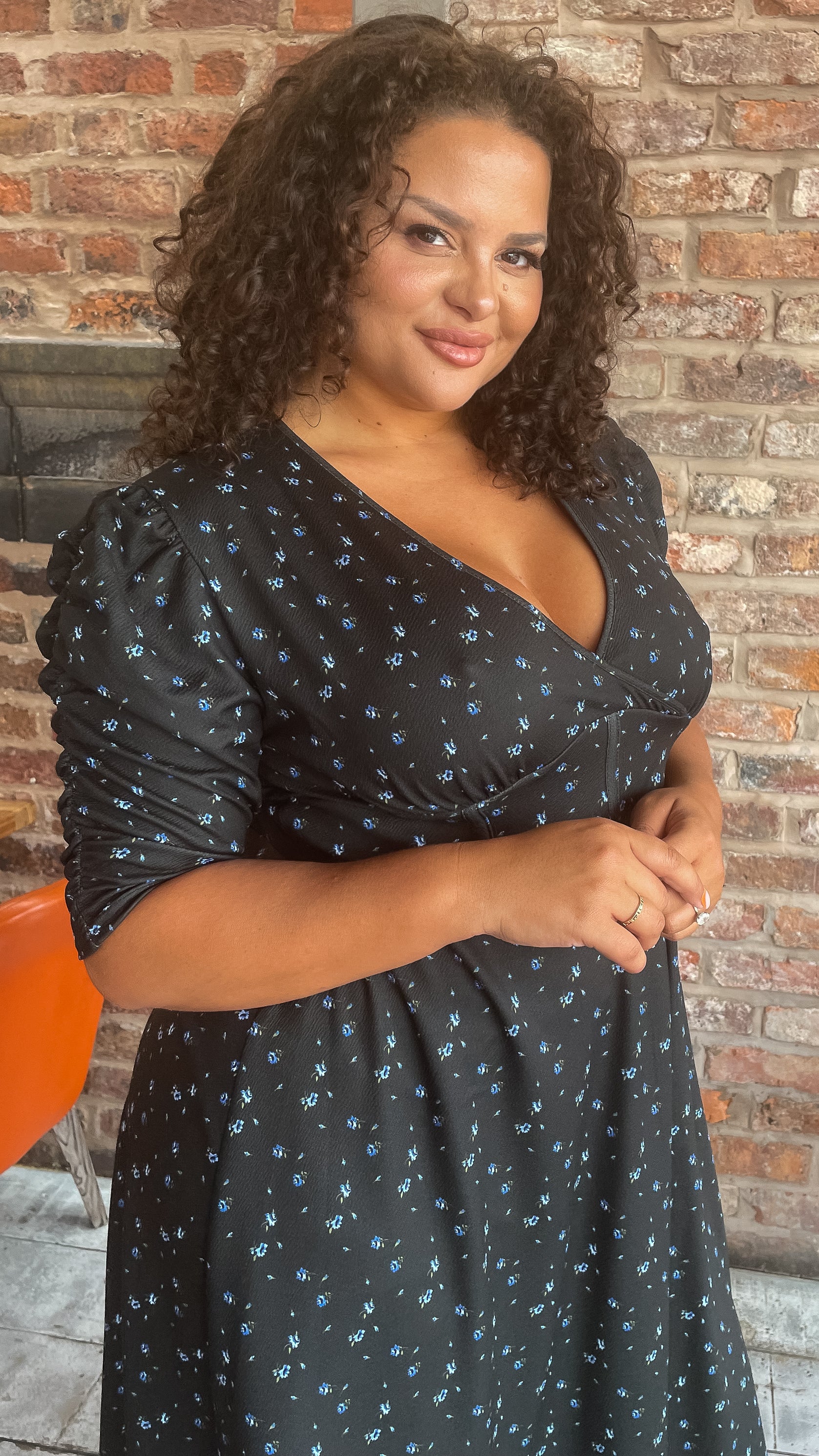 CurveWow Corset Waist Wrap Dress Blue Ditsy Floral - Image 2