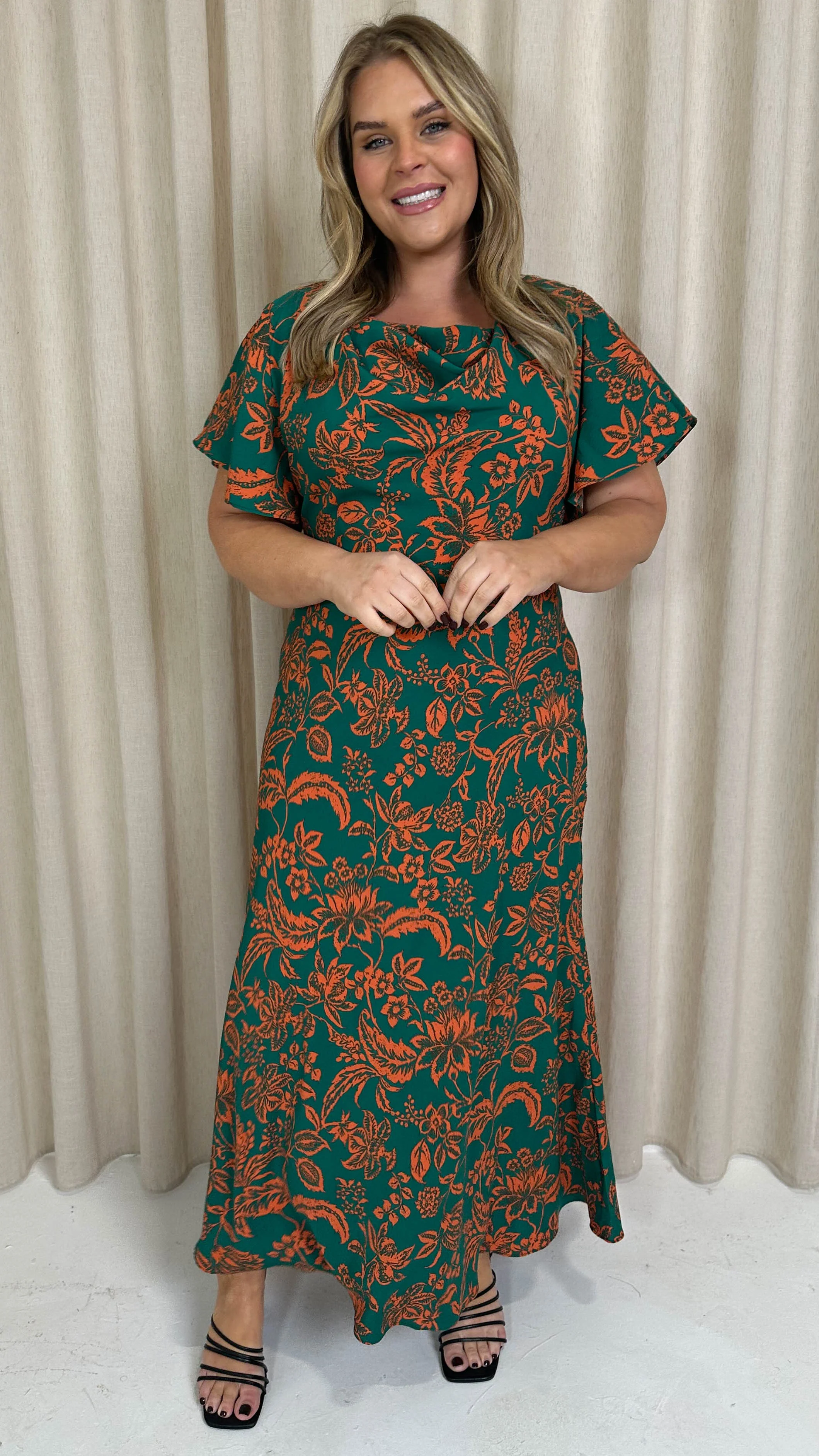 CurveWow Cowl Neck Maxi Dress Green/Orange Floral - Image 4