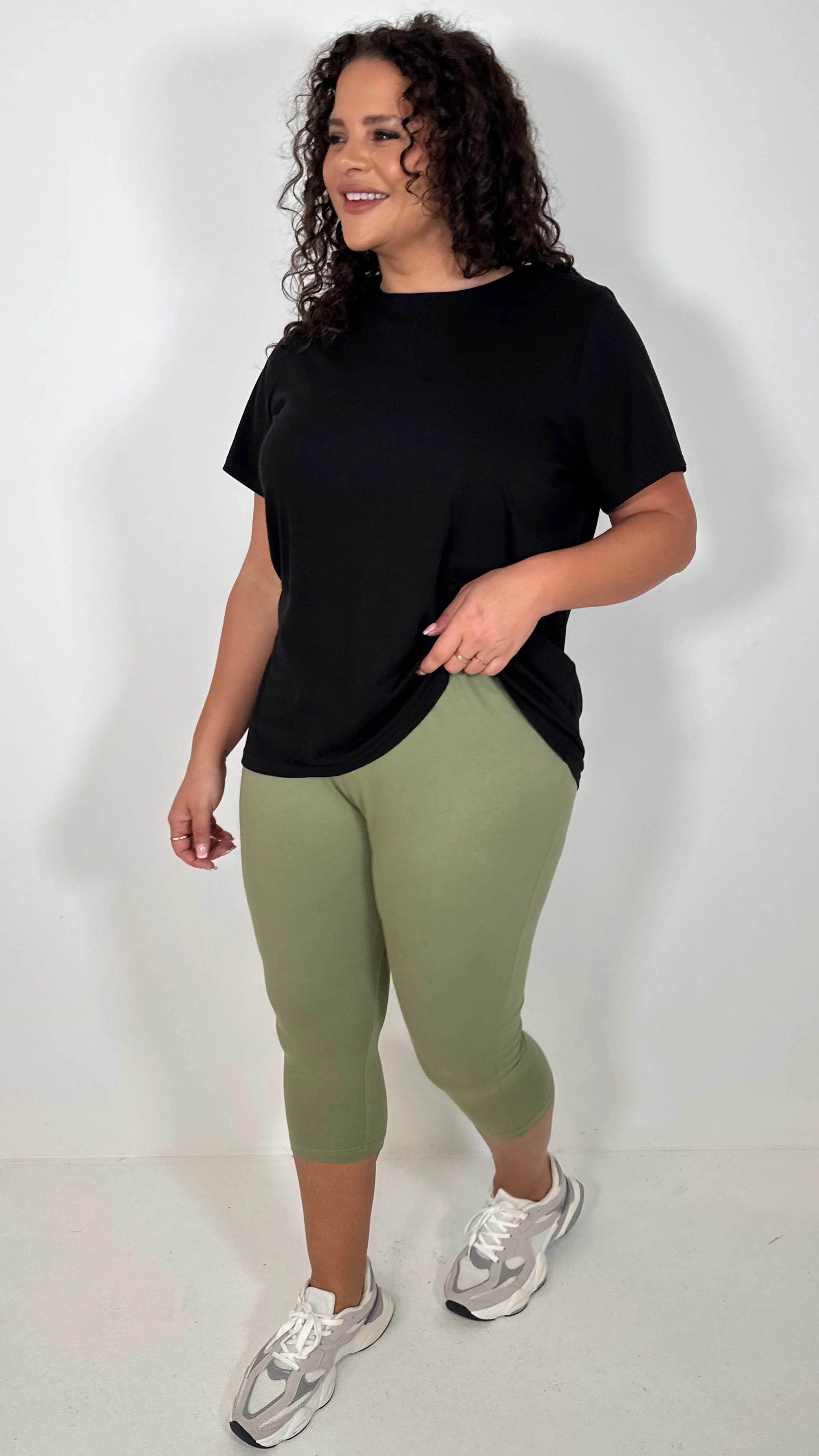 CurveWow Basic Cropped Leggings Khaki - Image 7