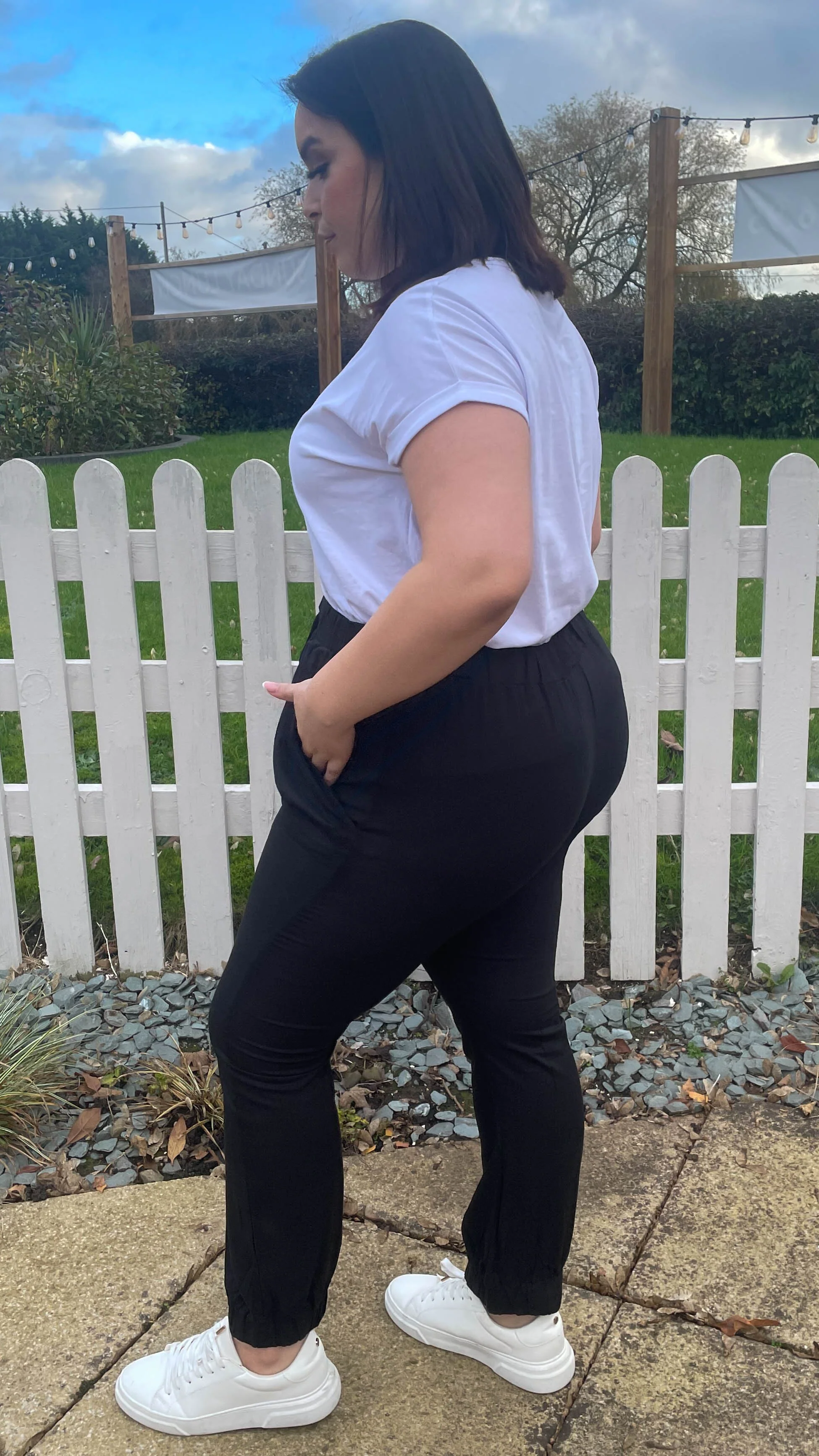 CurveWow Cuffed Joggers Black - Image 4