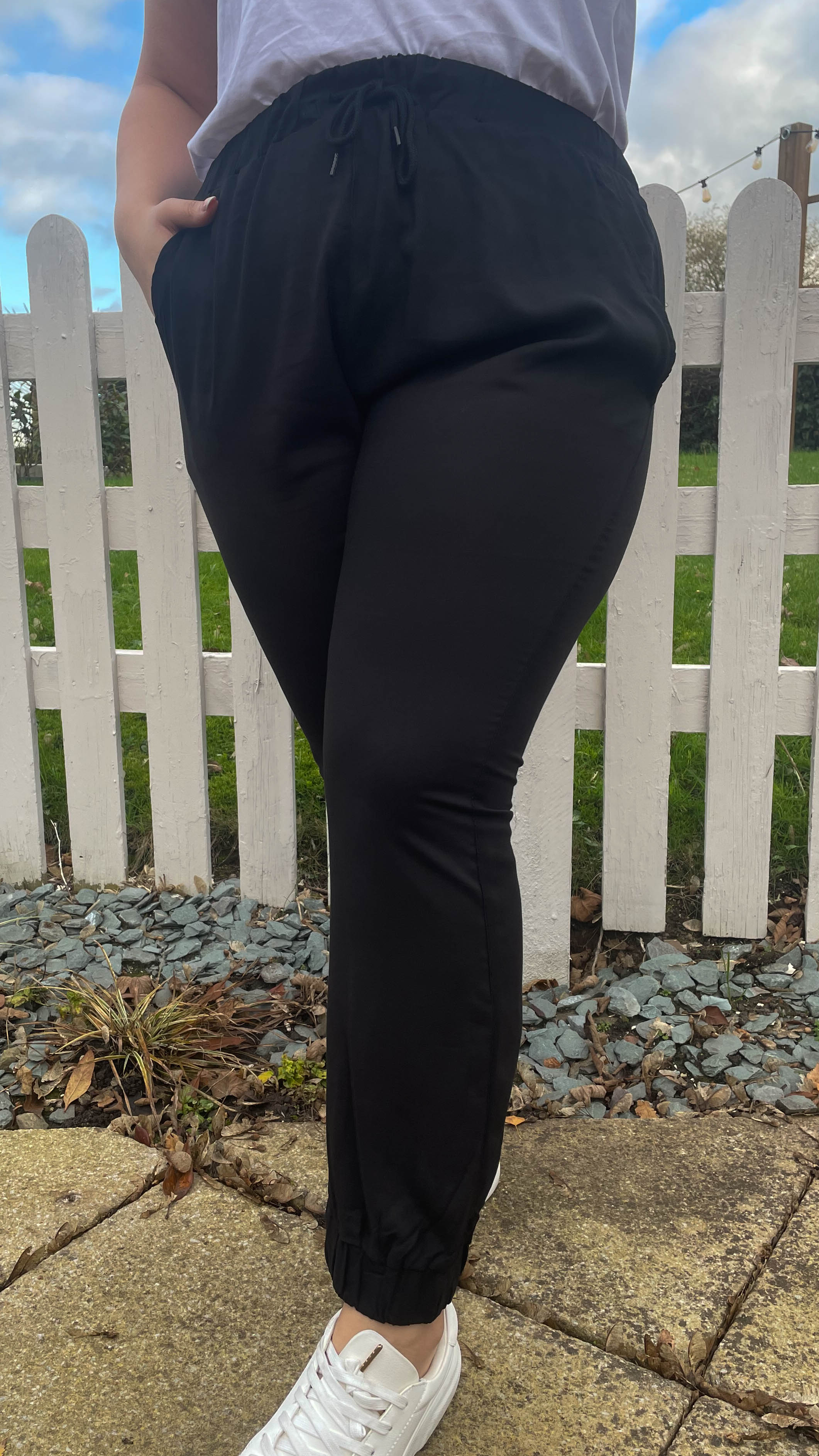 CurveWow Cuffed Joggers Black - Image 6