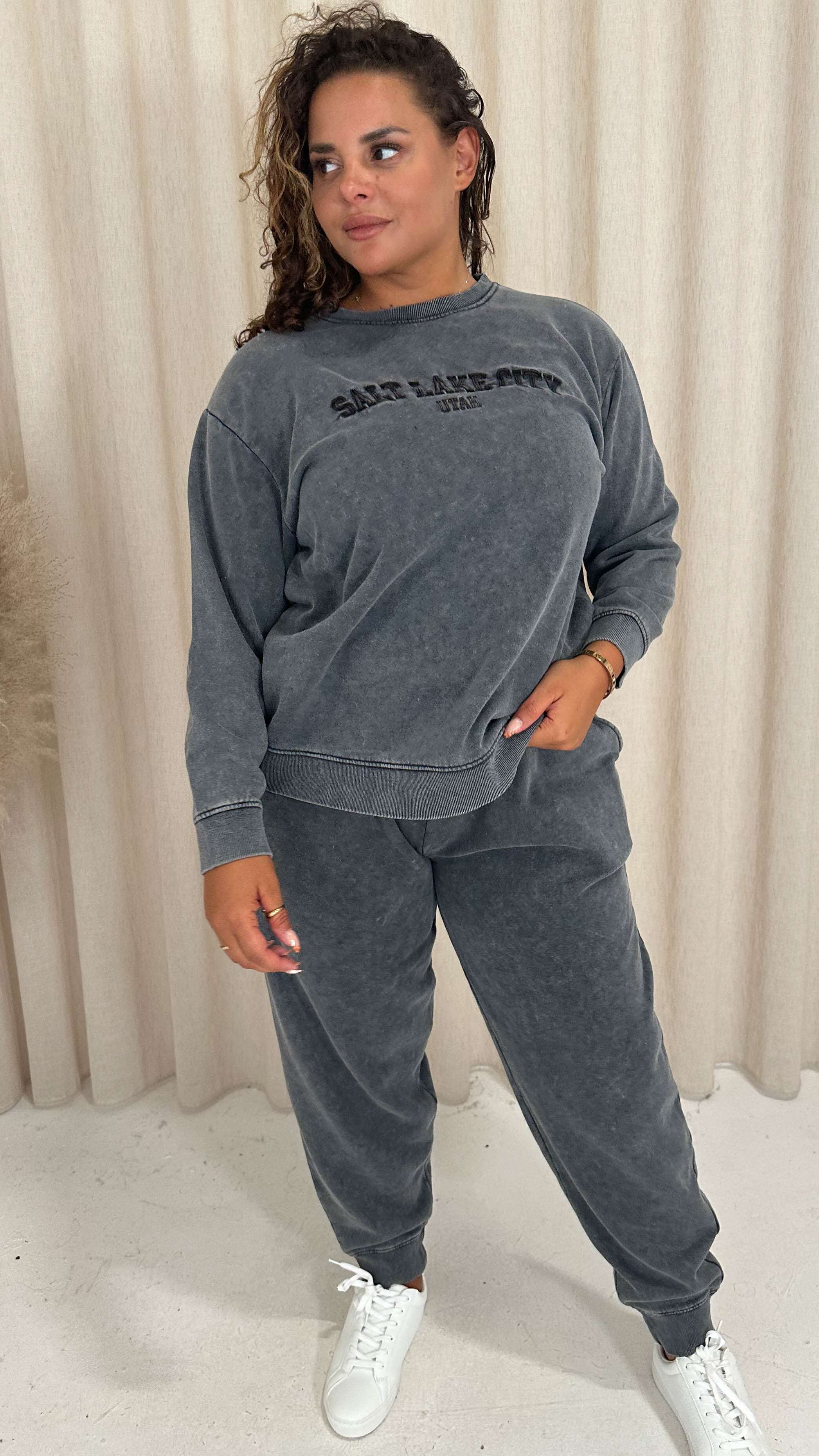 CurveWow Acid Wash Embroidered Sweater Charcoal Grey - Image 5
