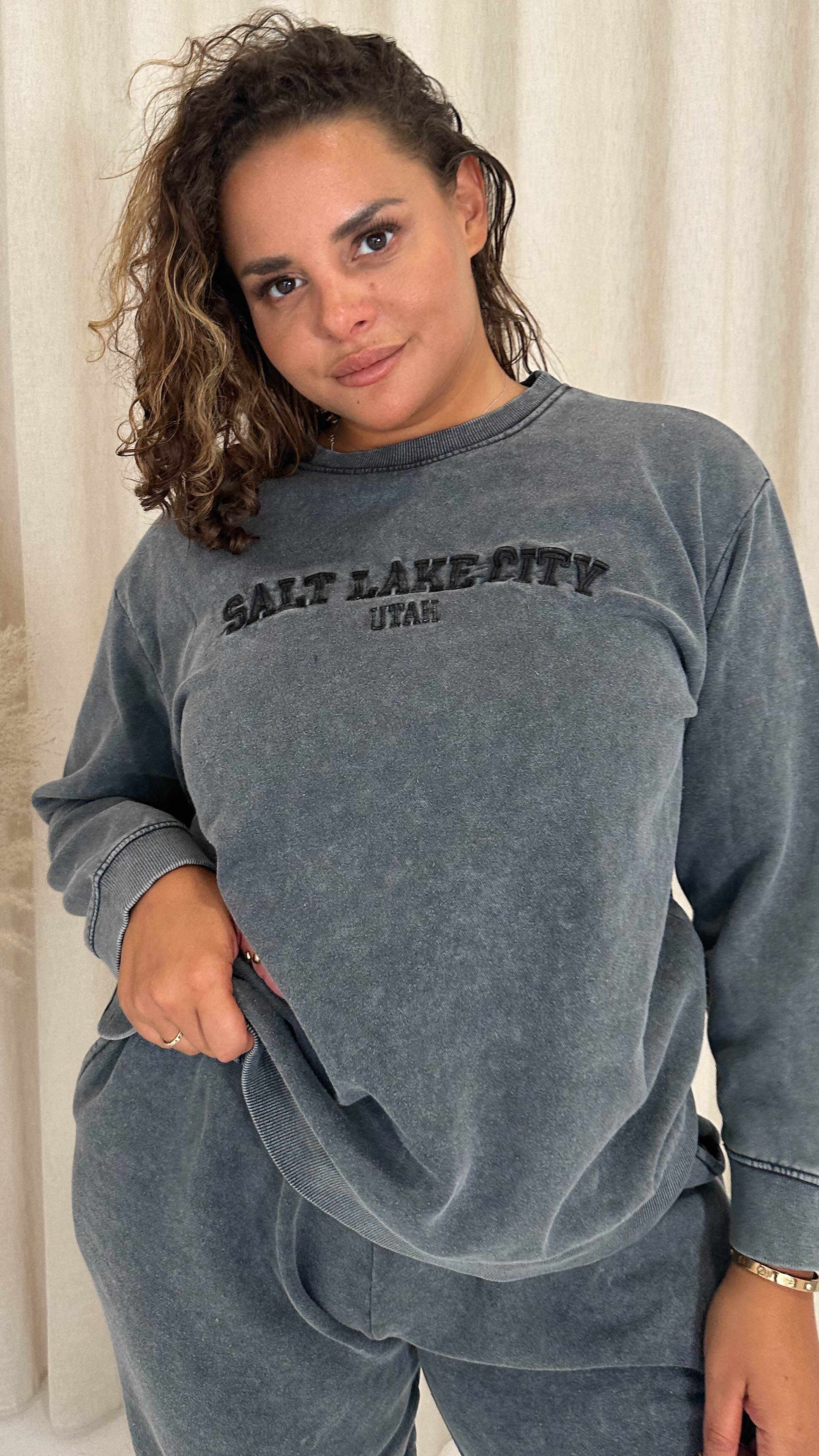 CurveWow Acid Wash Embroidered Sweater Charcoal Grey - Image 8