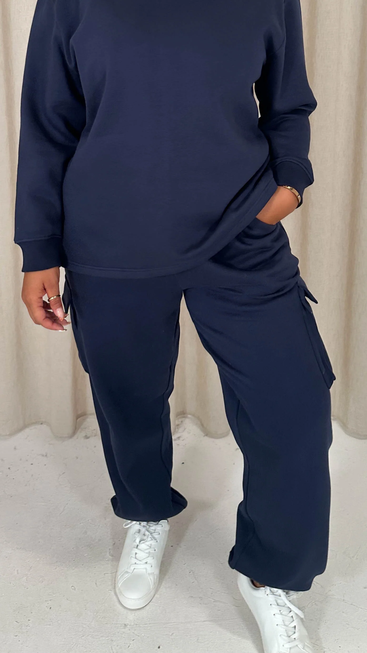 CurveWow Cargo Jogger Navy - Image 2