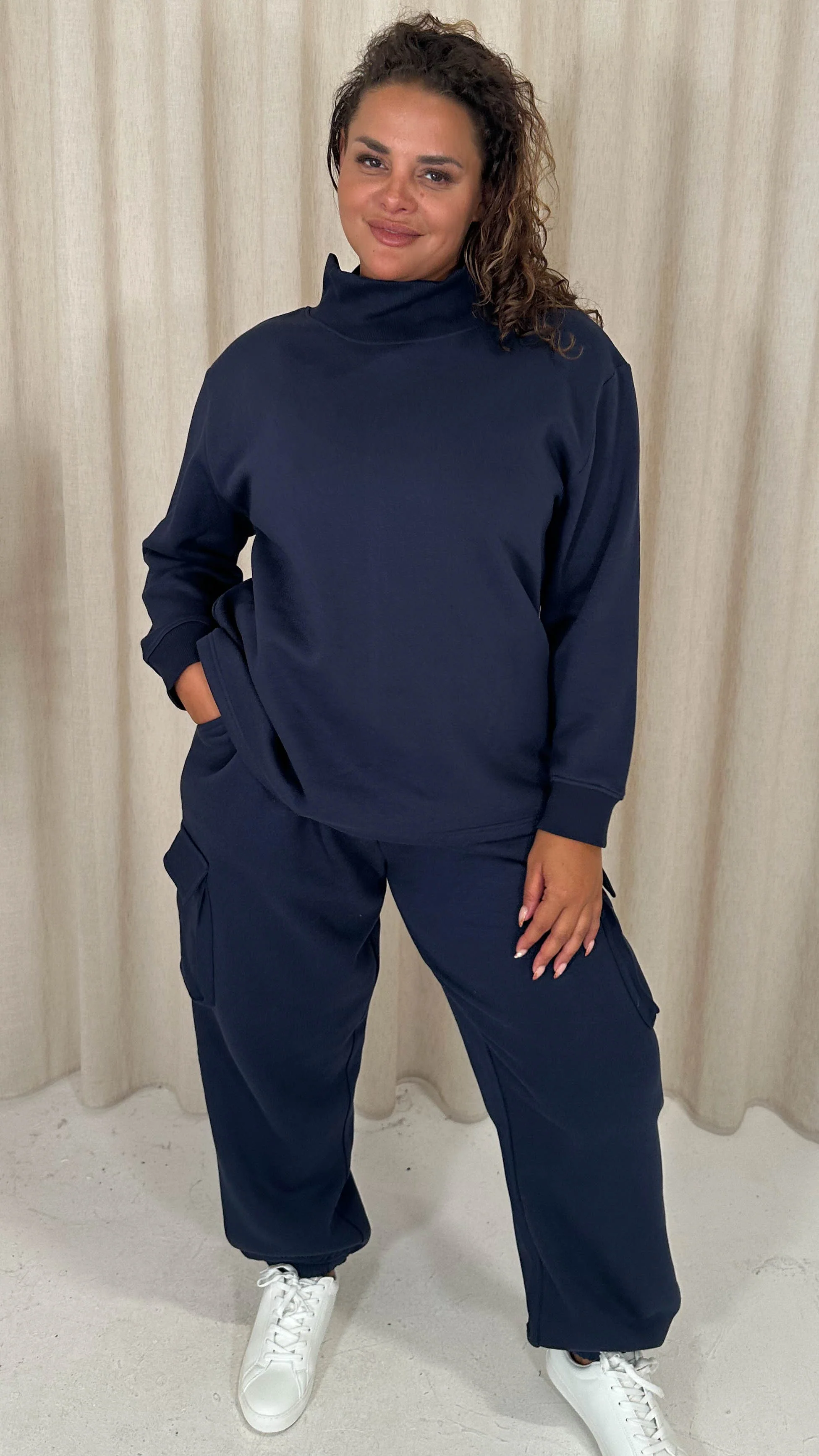CurveWow Cargo Jogger Navy - Image 3