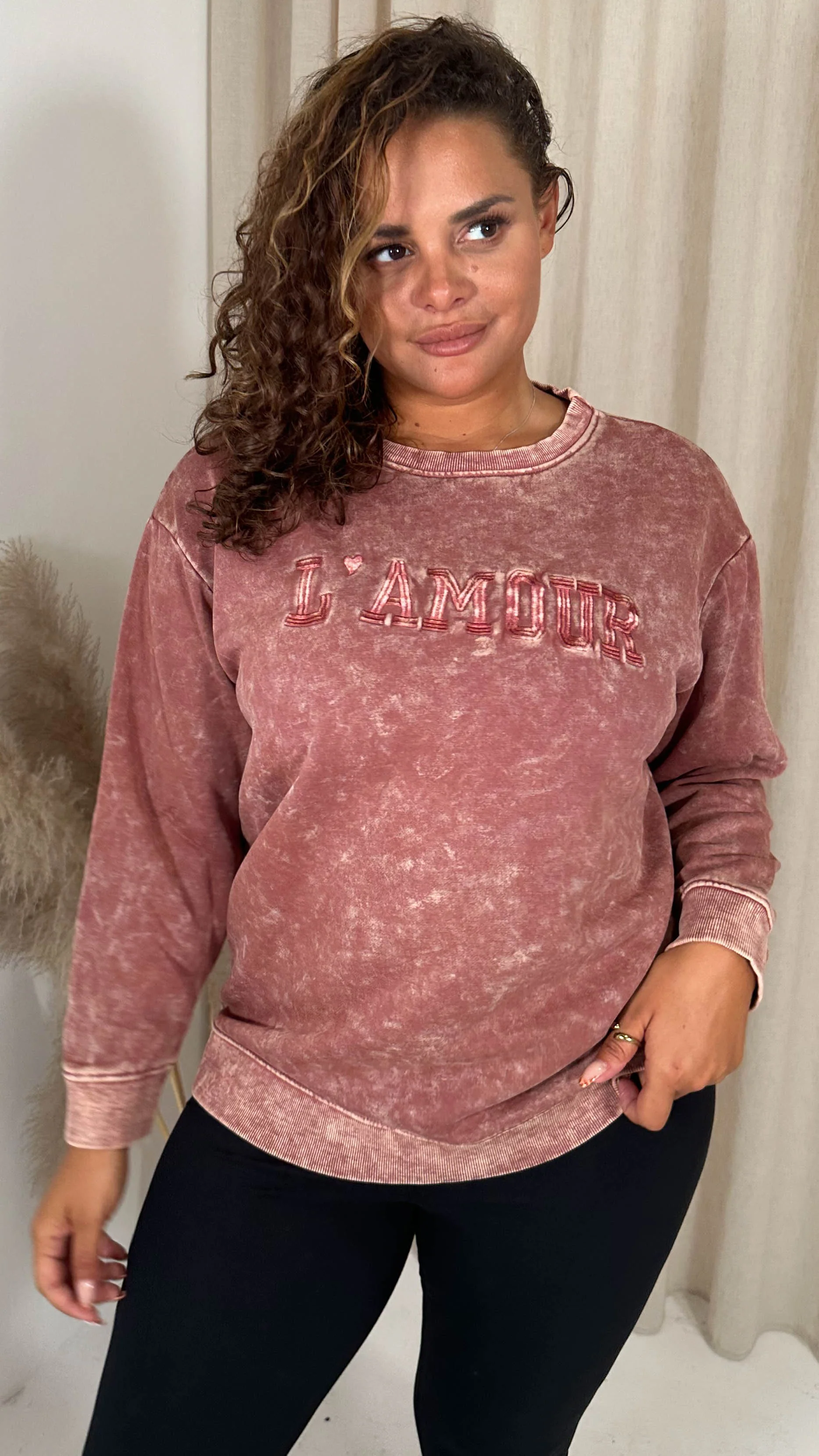 CurveWow Acid Wash Embroidered Sweater Faded Red - Image 5