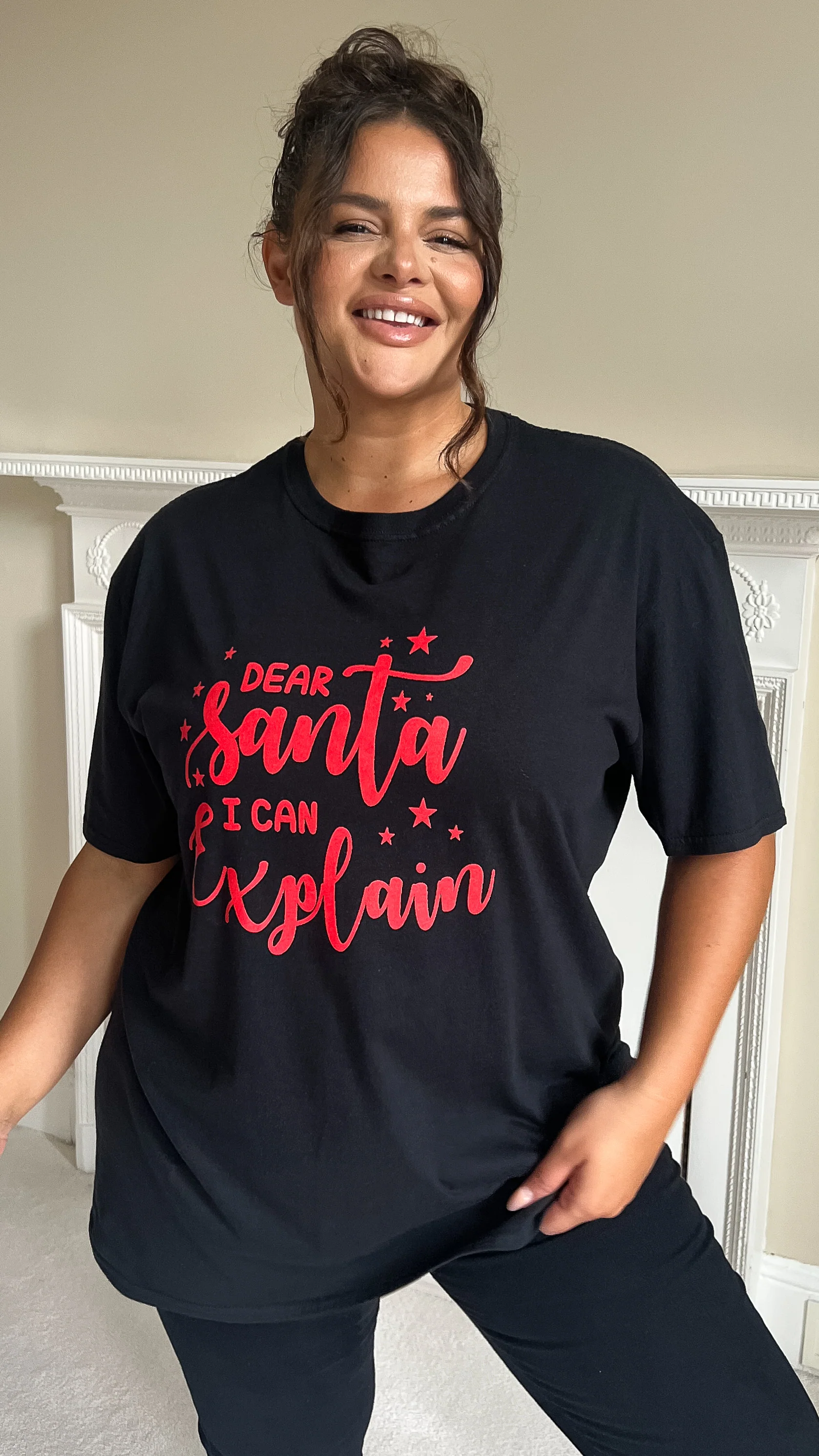 CurveWow 'Dear Santa I Can Explain' Black Christmas T-Shirt - Image 4
