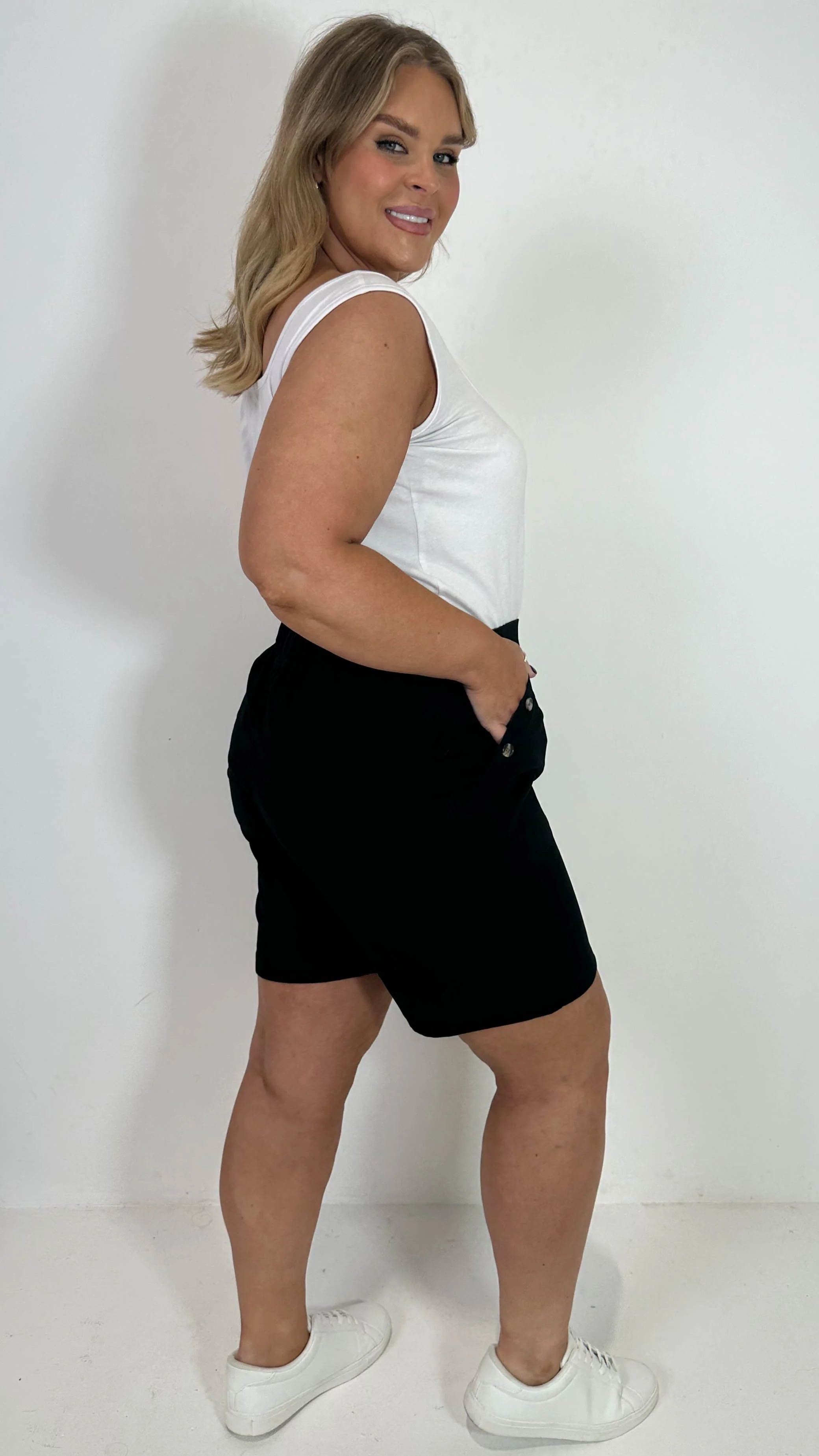 CurveWow Denim Button Side Short Black - Image 8