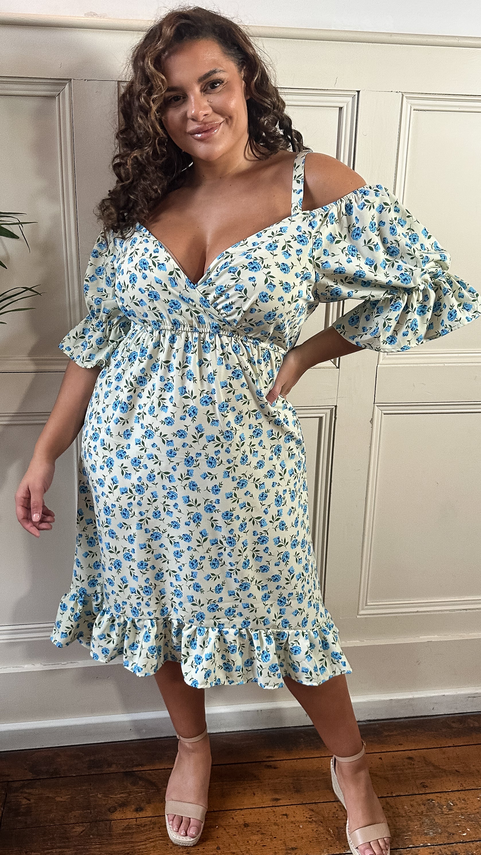 CurveWow Cold Shoulder Frill Dress Blue Ditsy - Image 2