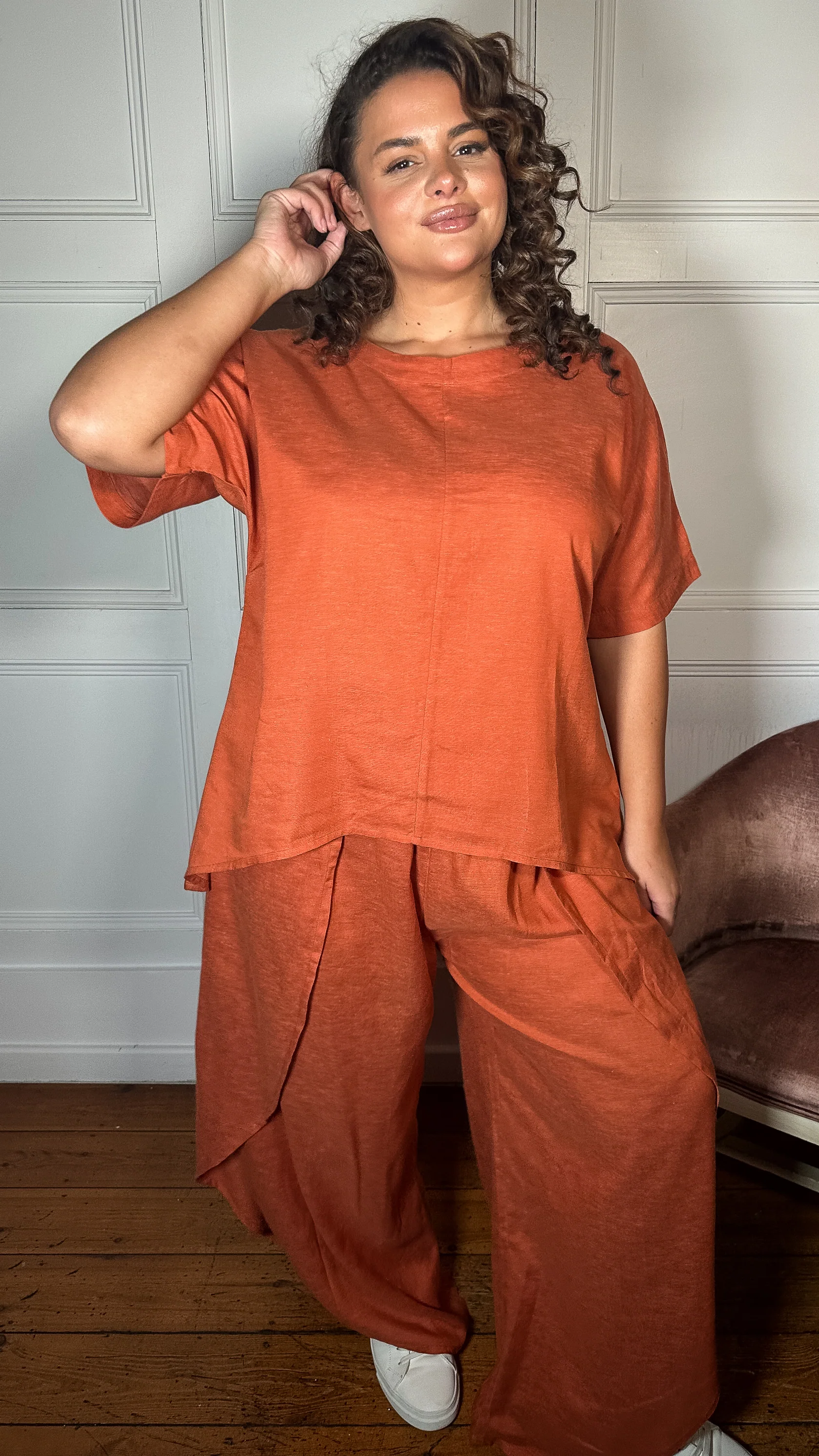 CurveWow Dip Hem Oversized Top Rust - Image 7