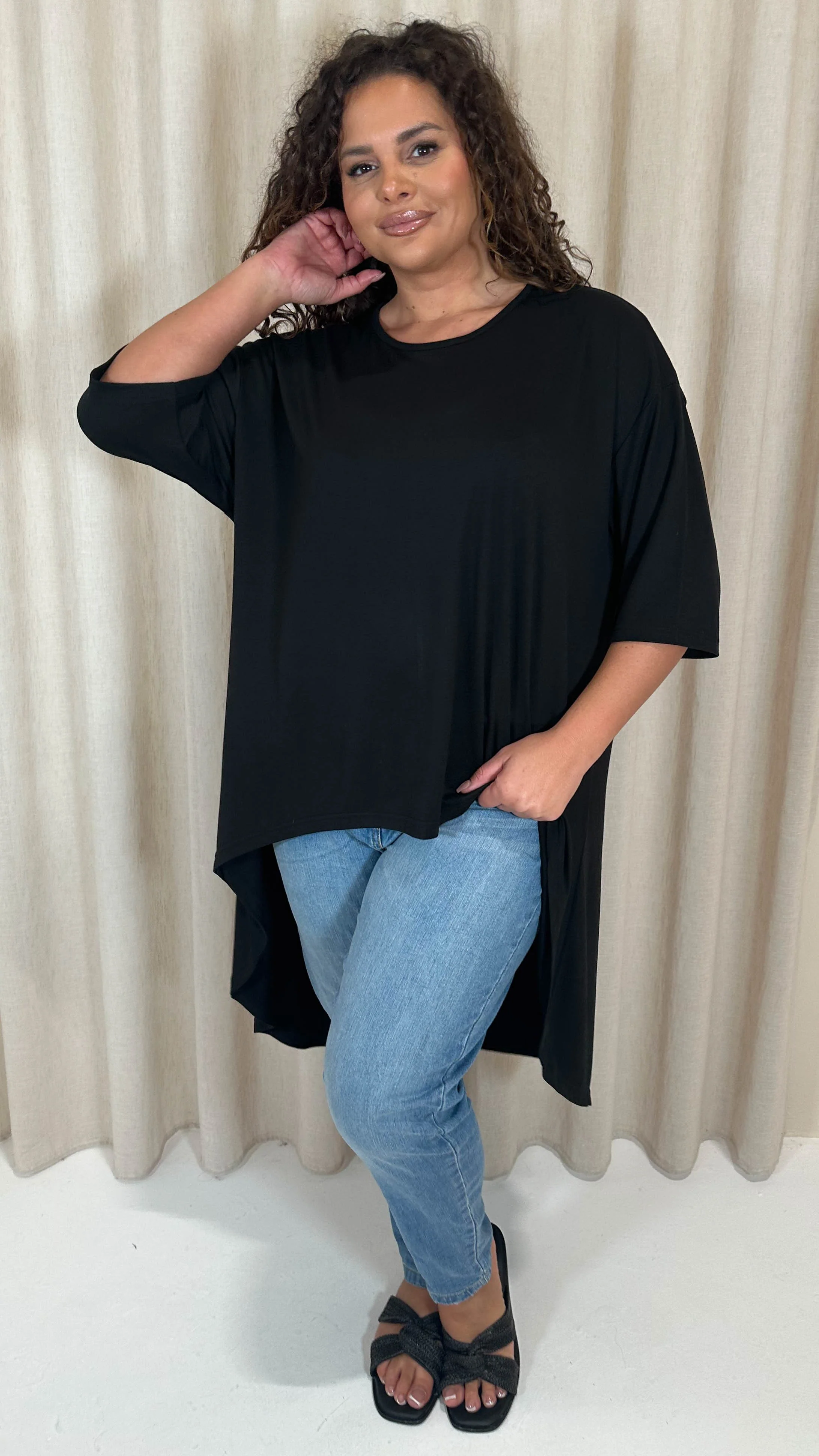 CurveWow Dip Hem Tunic Top Black - Image 3