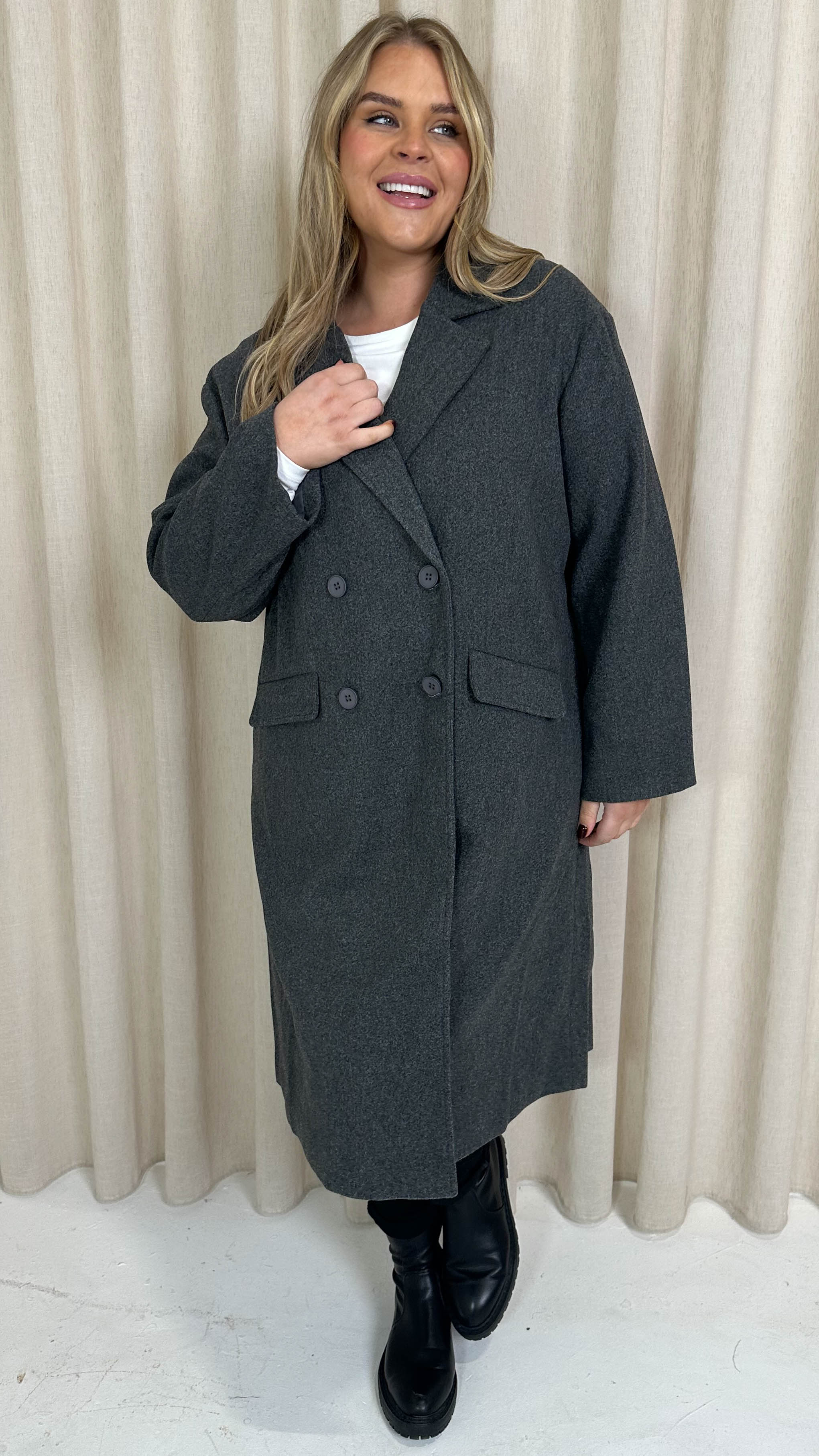 CurveWow Double Breasted Coat Charcoal - Image 4