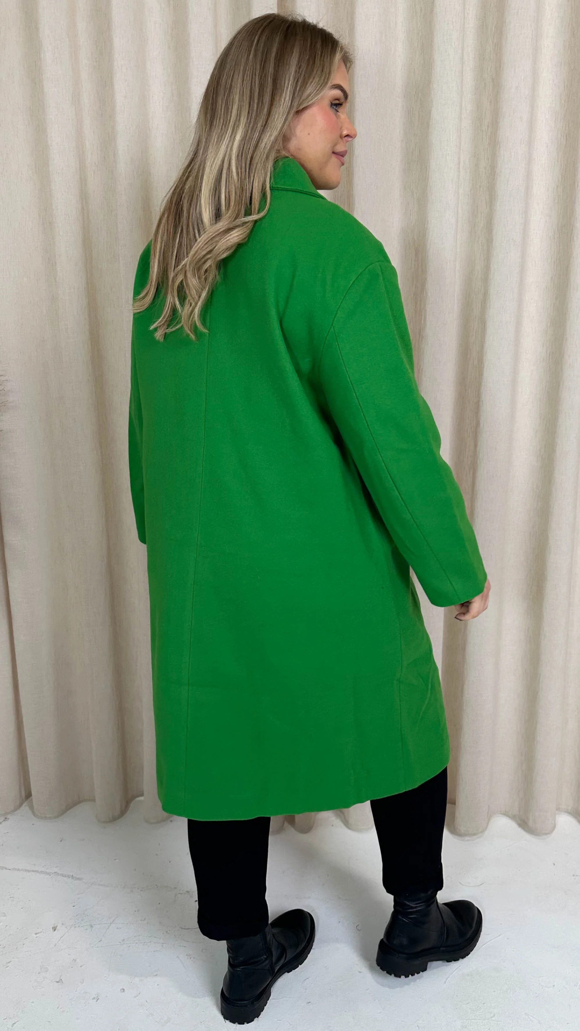 CurveWow Double Breasted Coat Green - Image 8