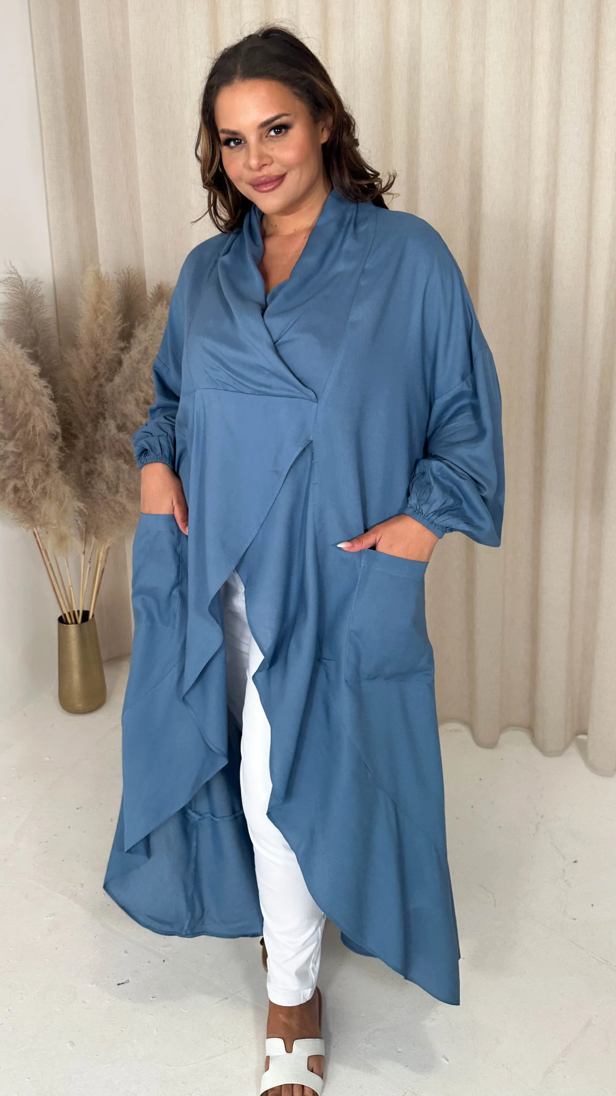CurveWow Drape Front Cardigan Blue - Image 3