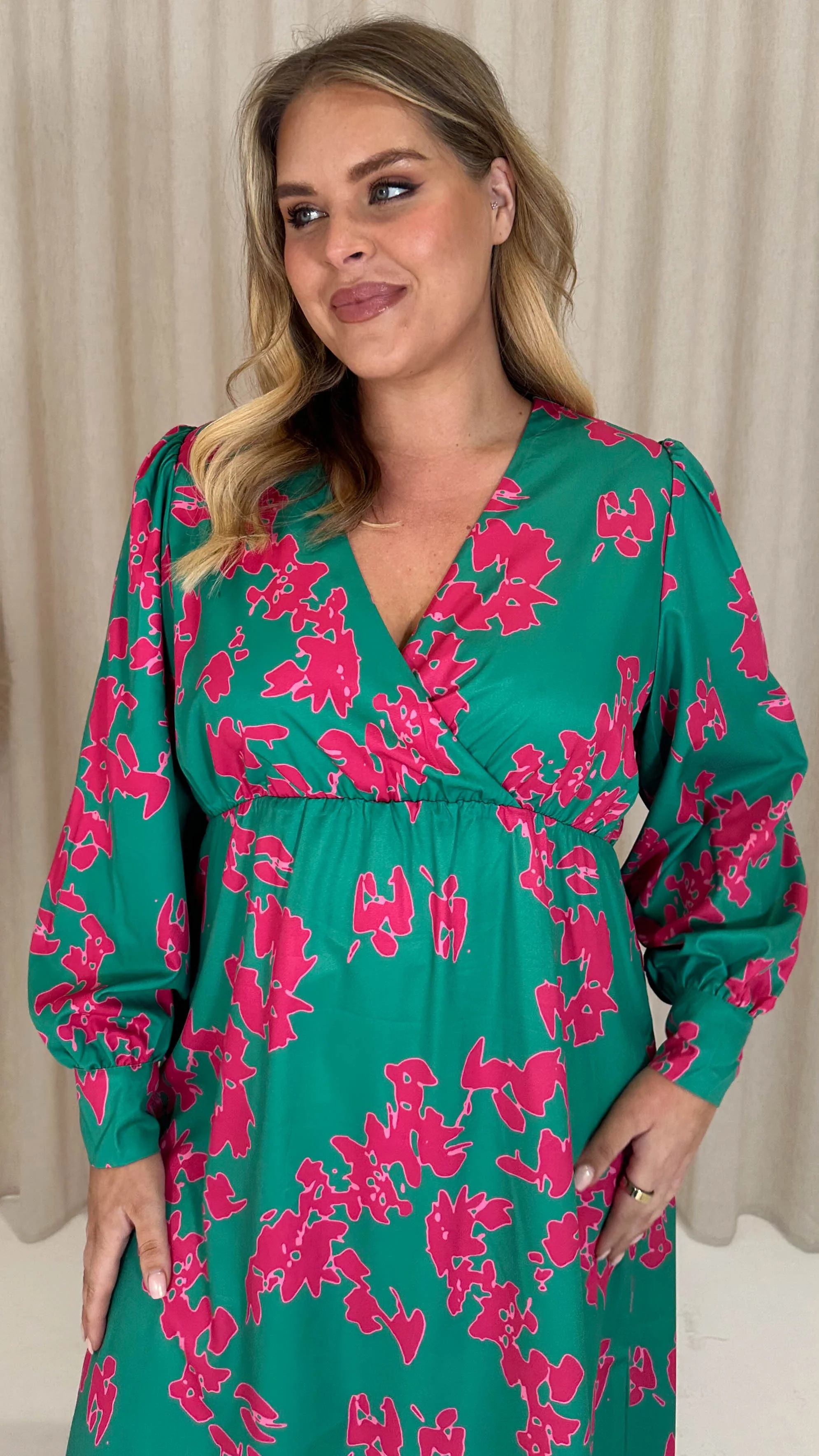 CurveWow Drape Front Skater Midi Dress Green Floral - Image 2