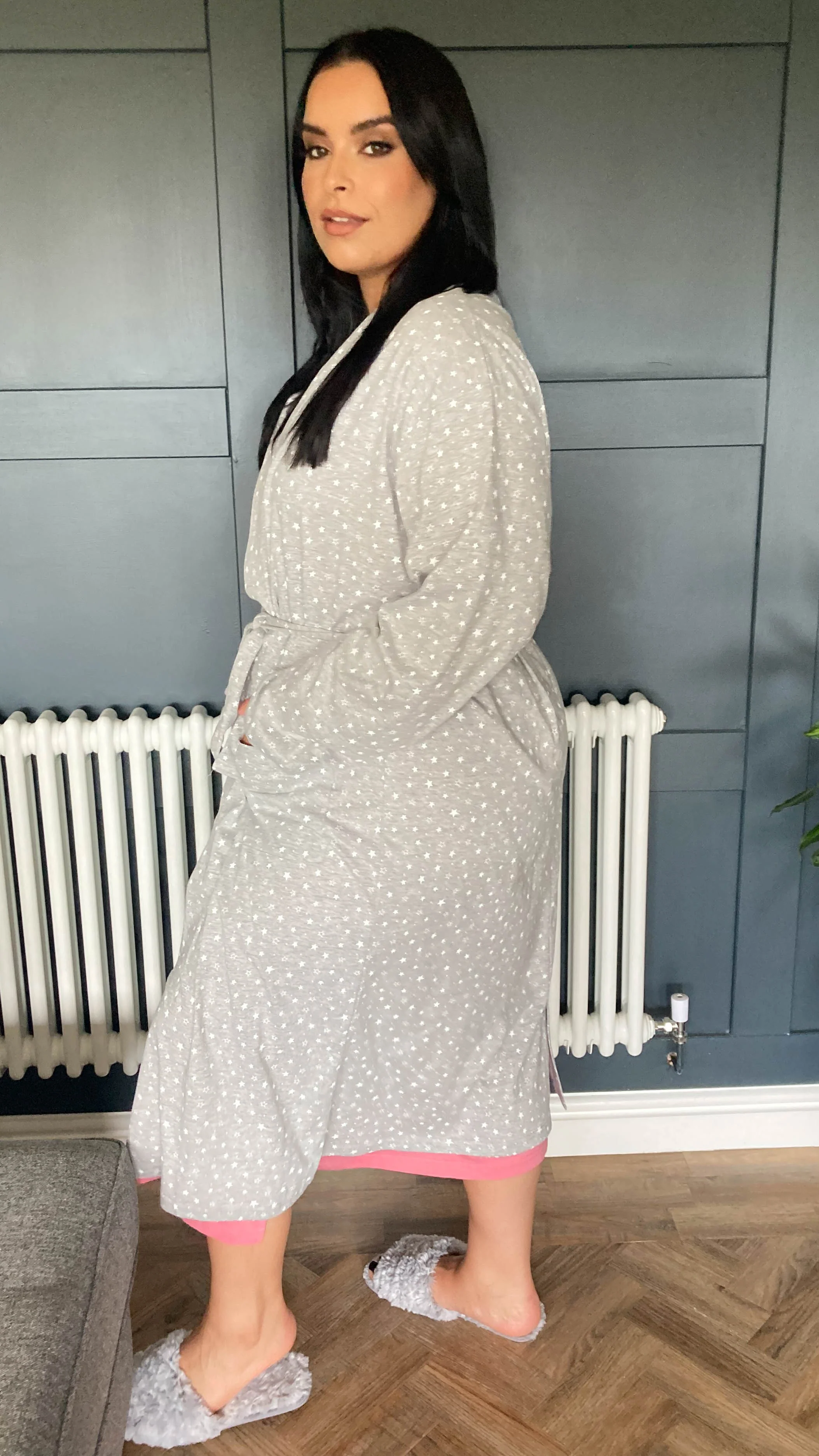 CurveWow Dressing Gown Grey Star Print - Image 3