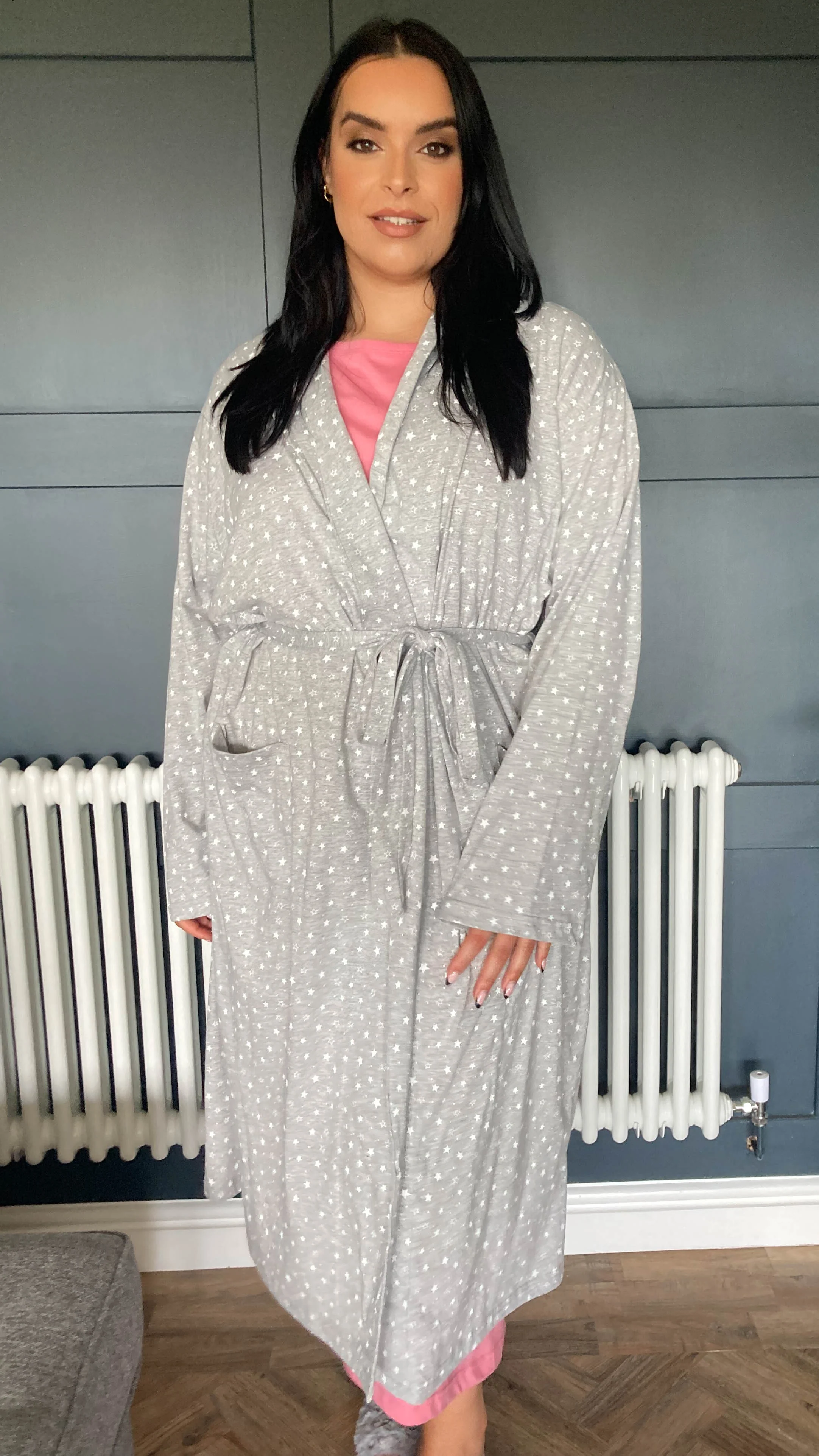 CurveWow Dressing Gown Grey Star Print - Image 4