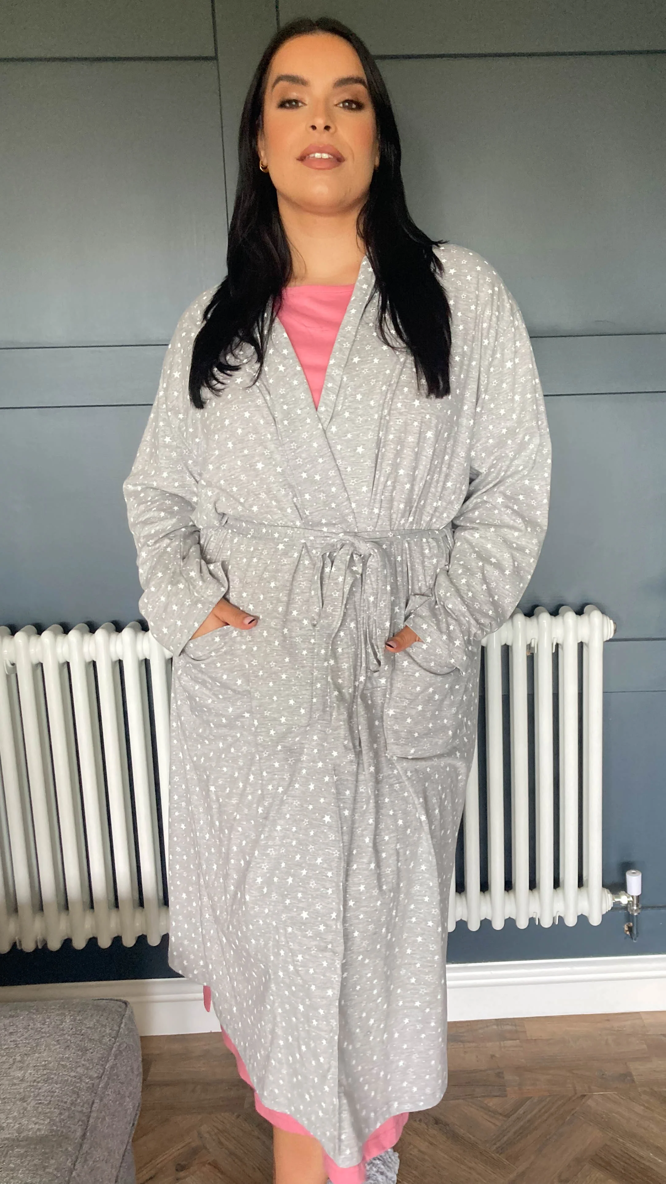 CurveWow Dressing Gown Grey Star Print - Image 5