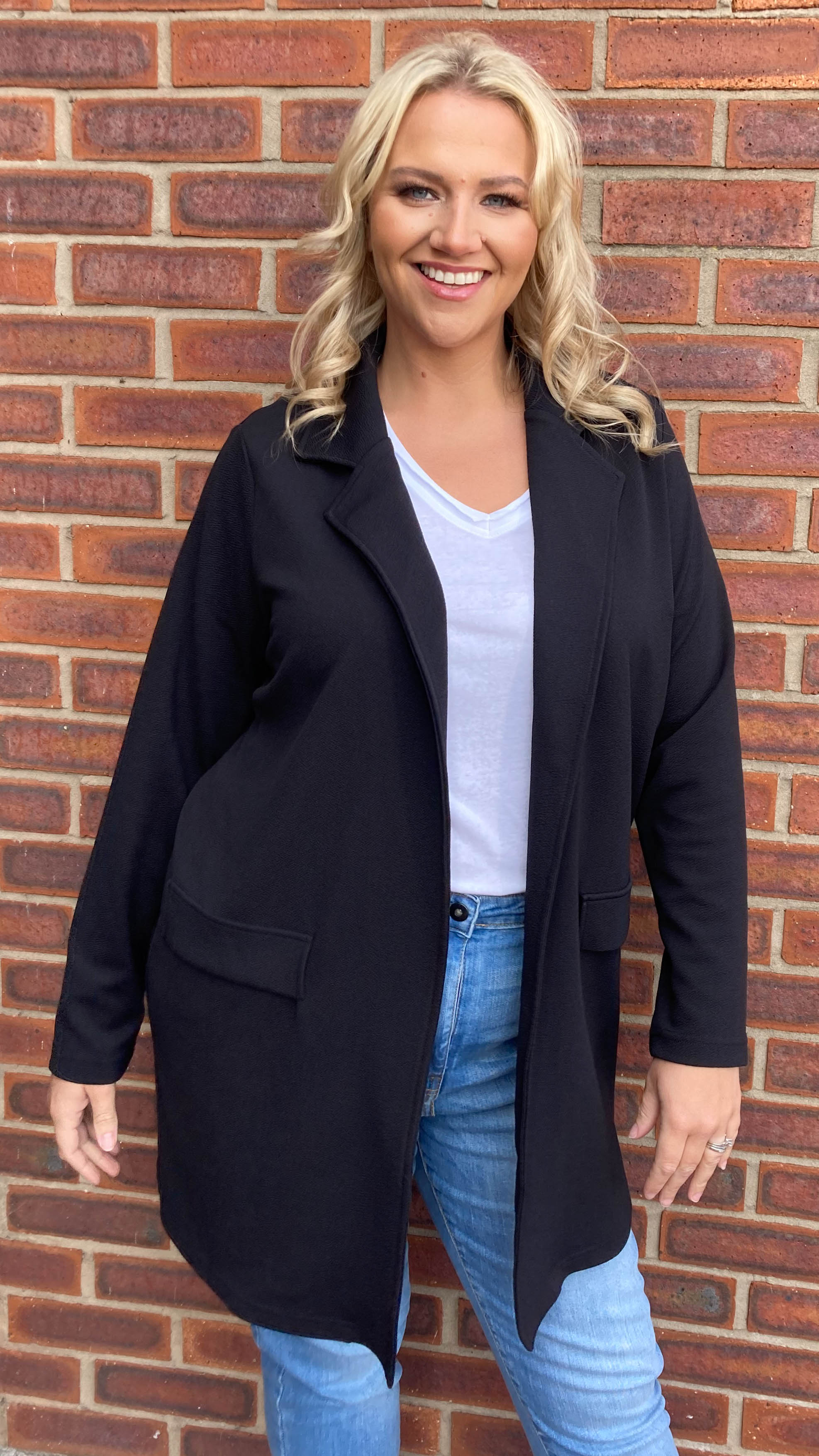 CurveWow Relaxed Blazer Black - Image 3
