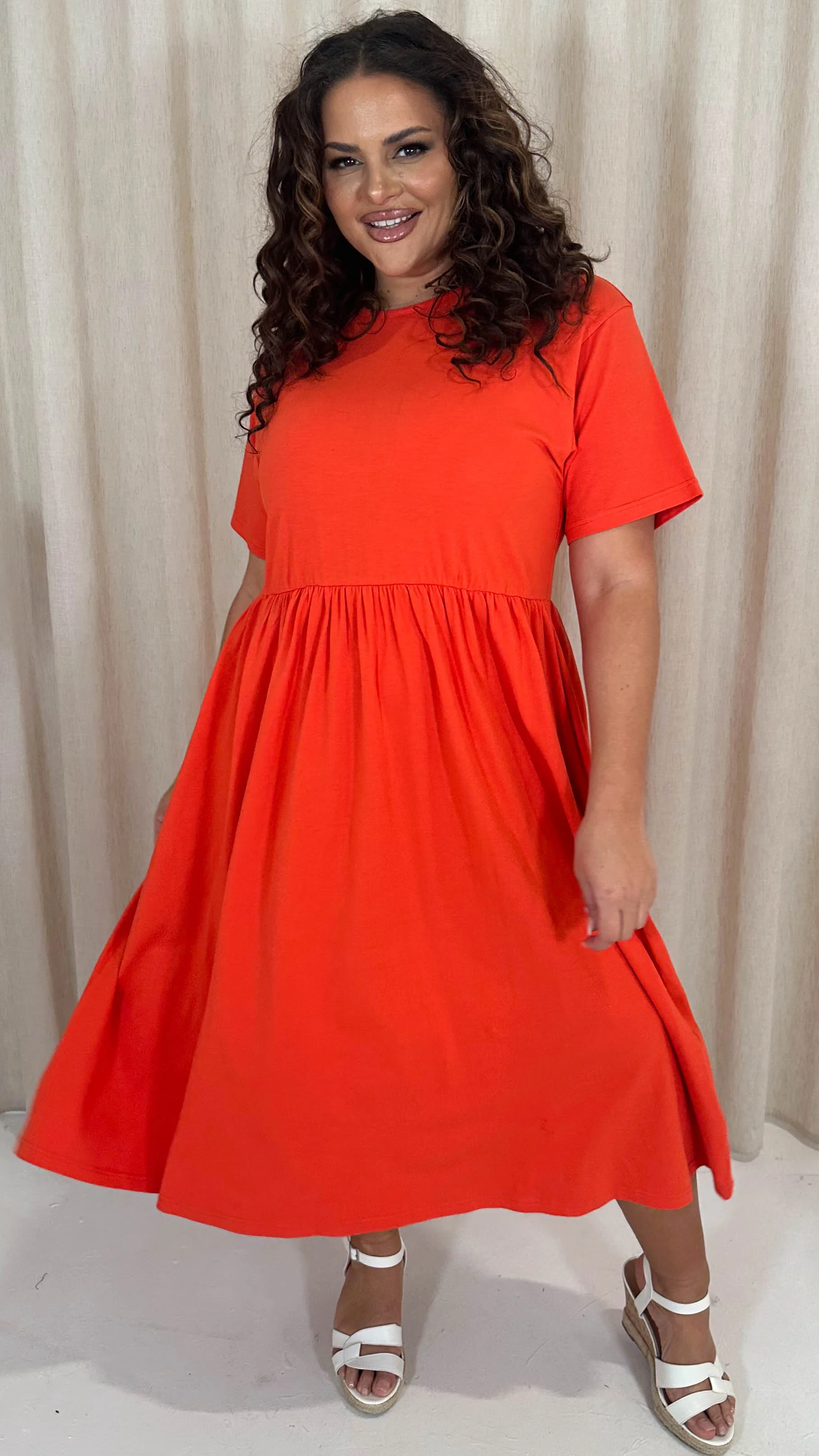 CurveWow Elasticated Waist Midi Dress Red/Orange - Image 3