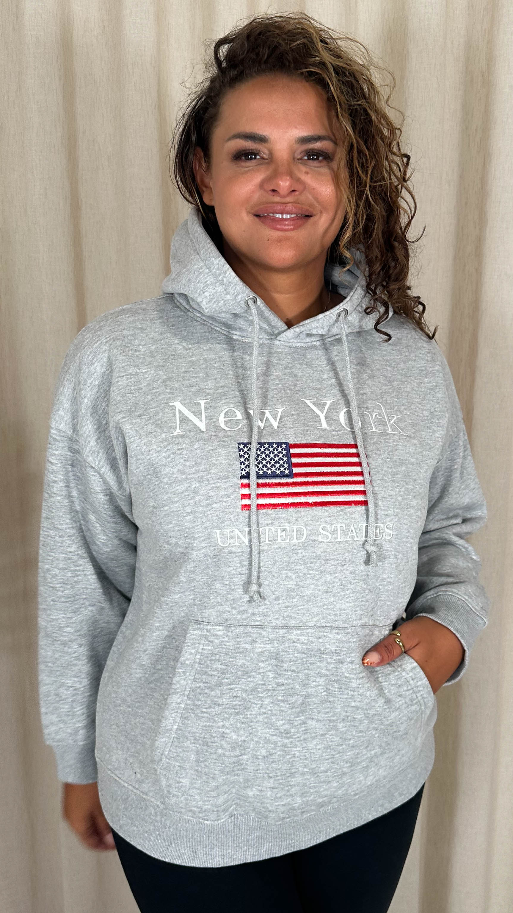 CurveWow Embroidered Flag Slogan Hoodie Grey - Image 3