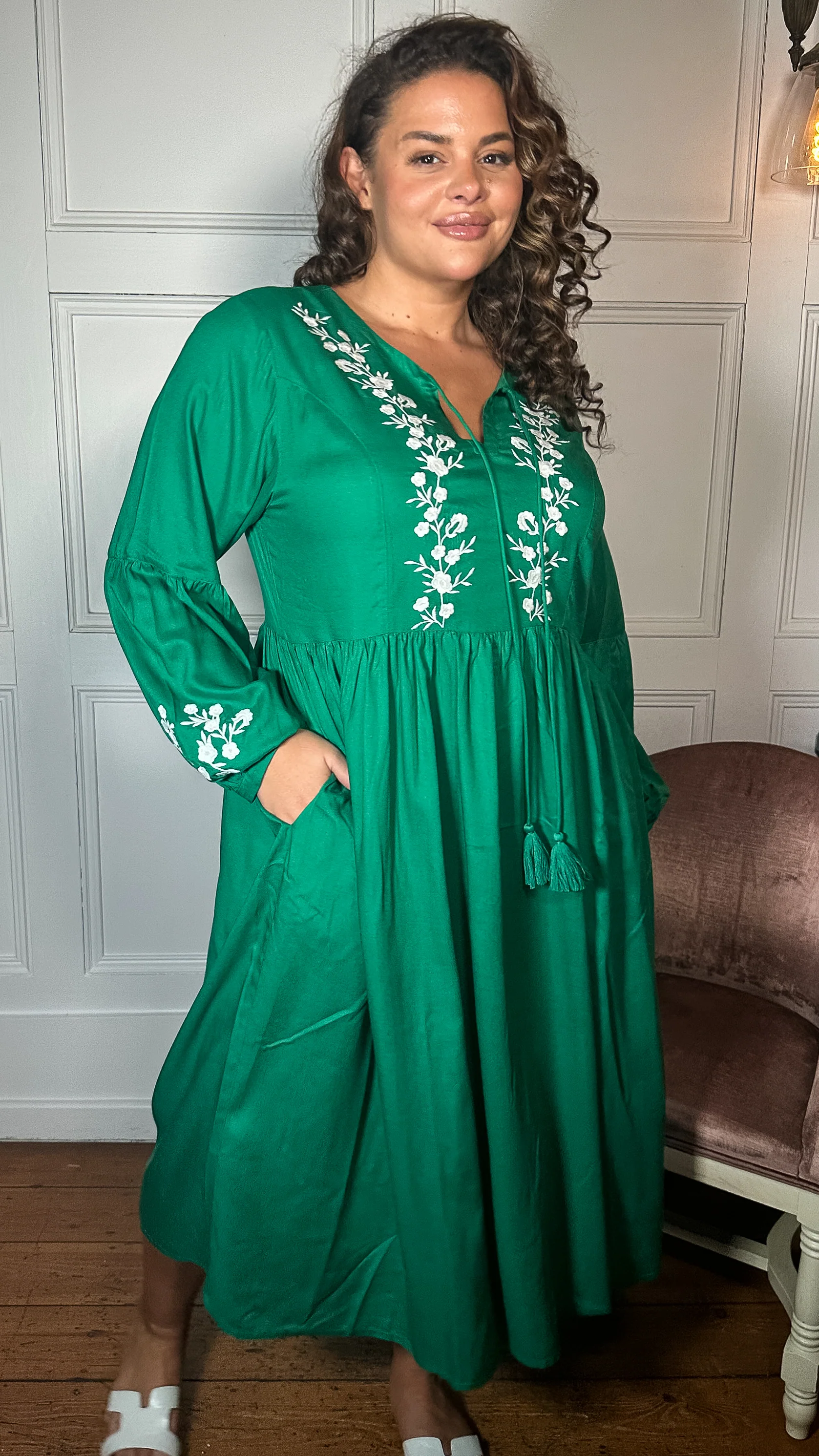 Curvewow Embroidered Tassel Tie Midi Dress Green - Image 2
