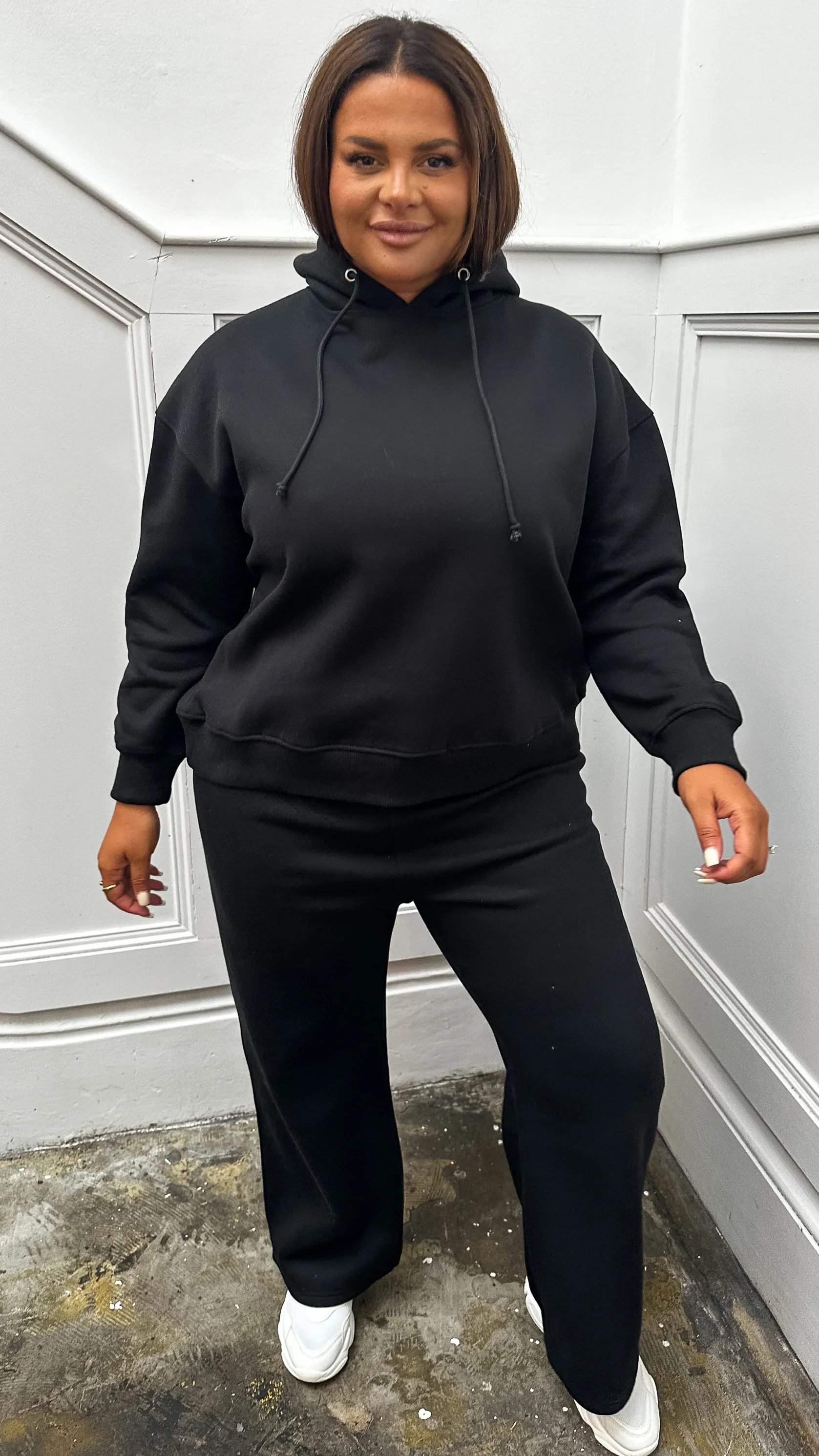 CurveWow Fleece Straight Leg Jogger Black - Image 4
