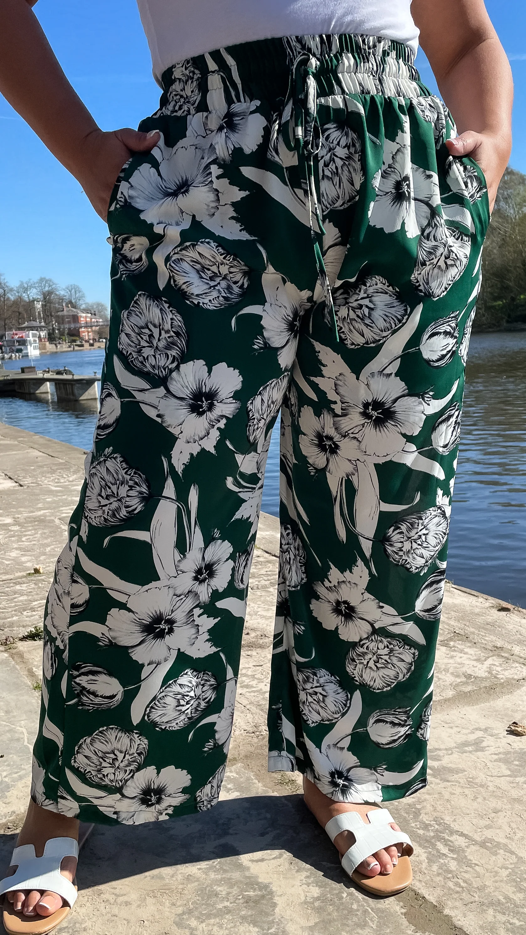 CurveWow Floral Trousers Green Floral Print - Image 7