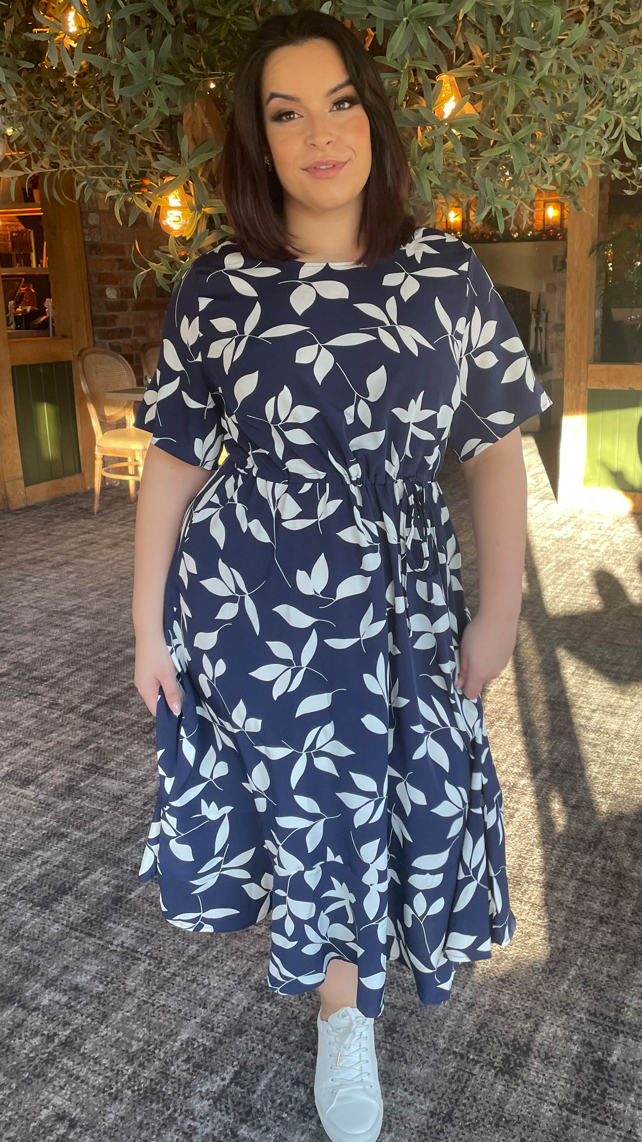 CurveWow Frill Hem Midi Dress Navy Ivory Floral - Image 9