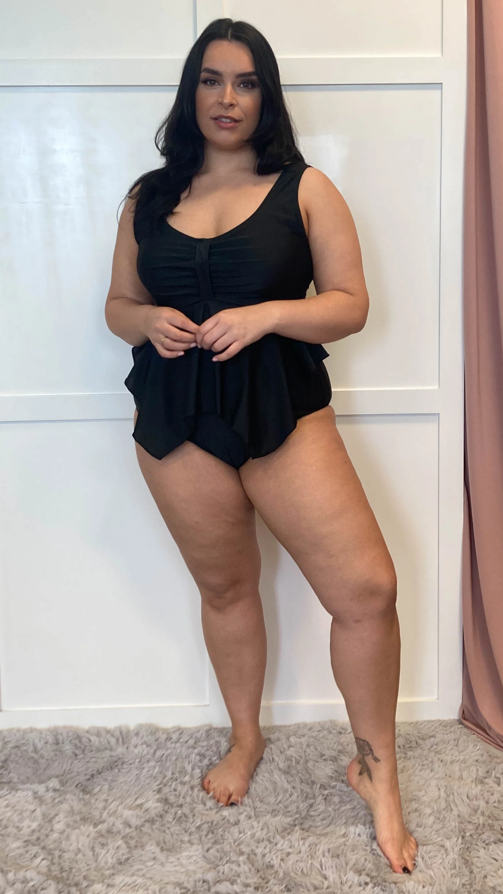 CurveWow Frill Swimsuit Black - Image 6