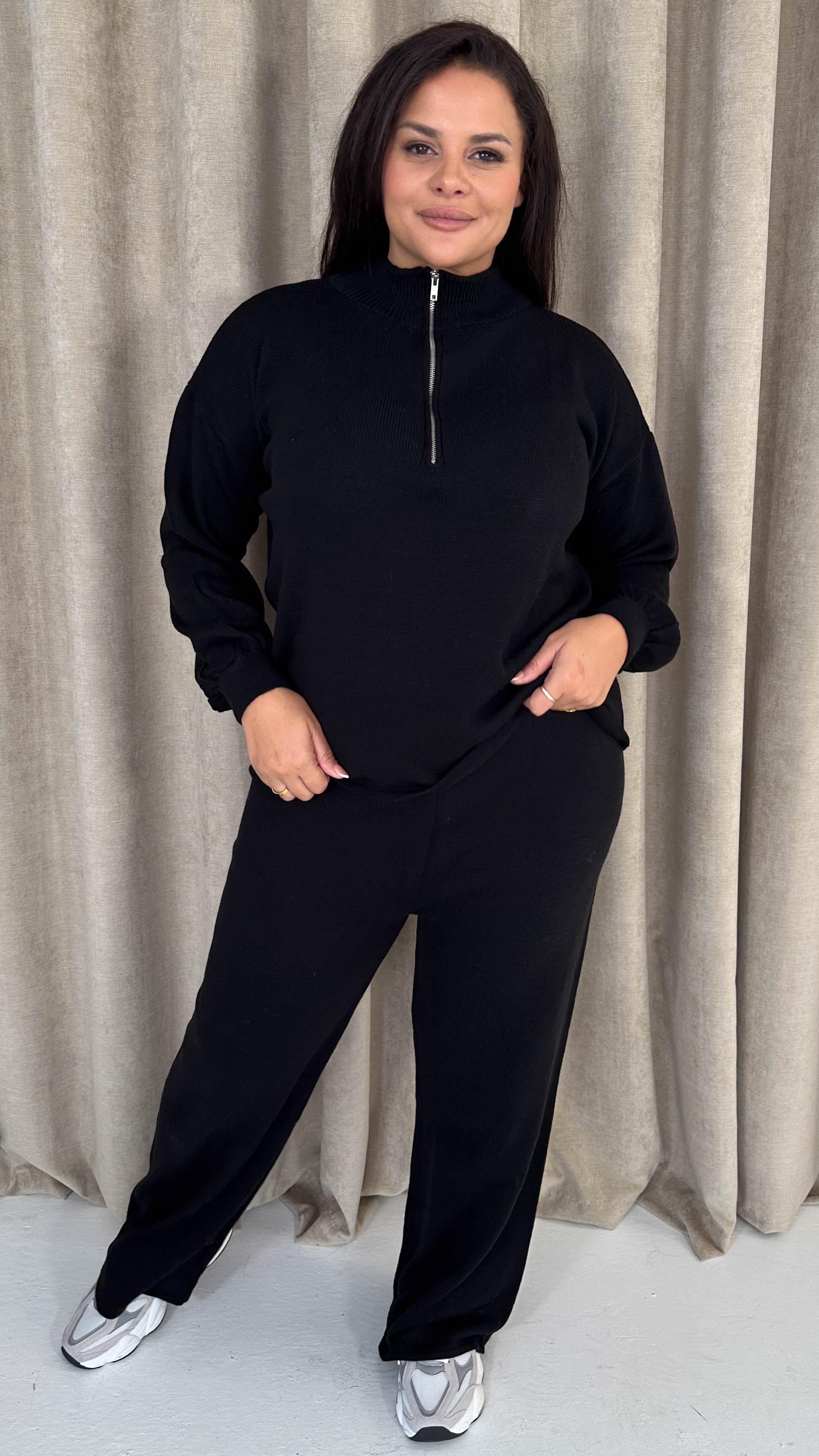 CurveWow Funnel Neck Zip Front Knitted Co-Ord Black - Image 7