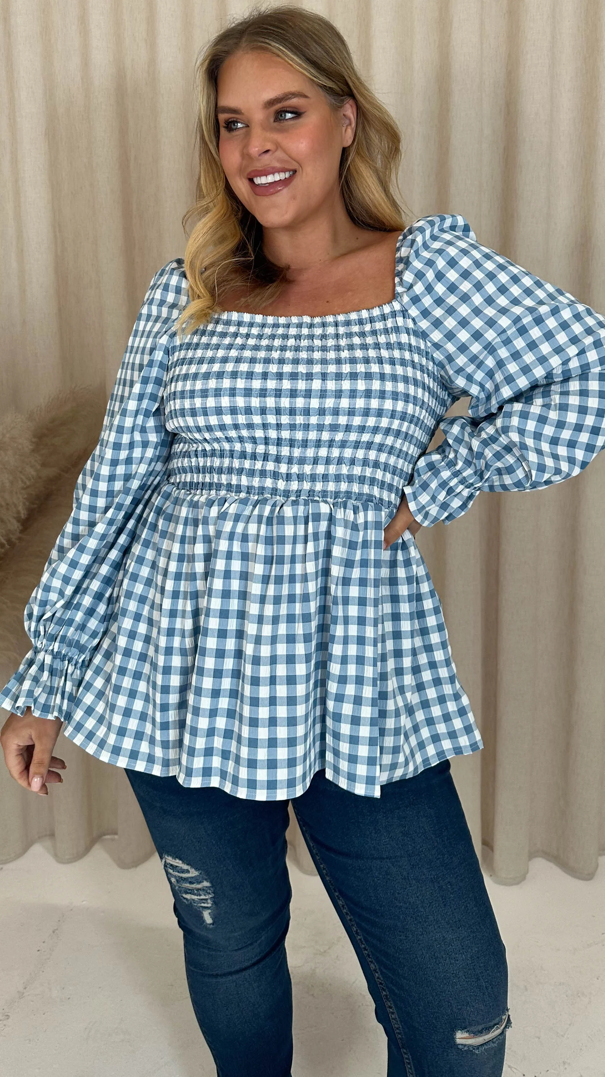 CurveWow Gingham Shirred Top Blue - Image 6