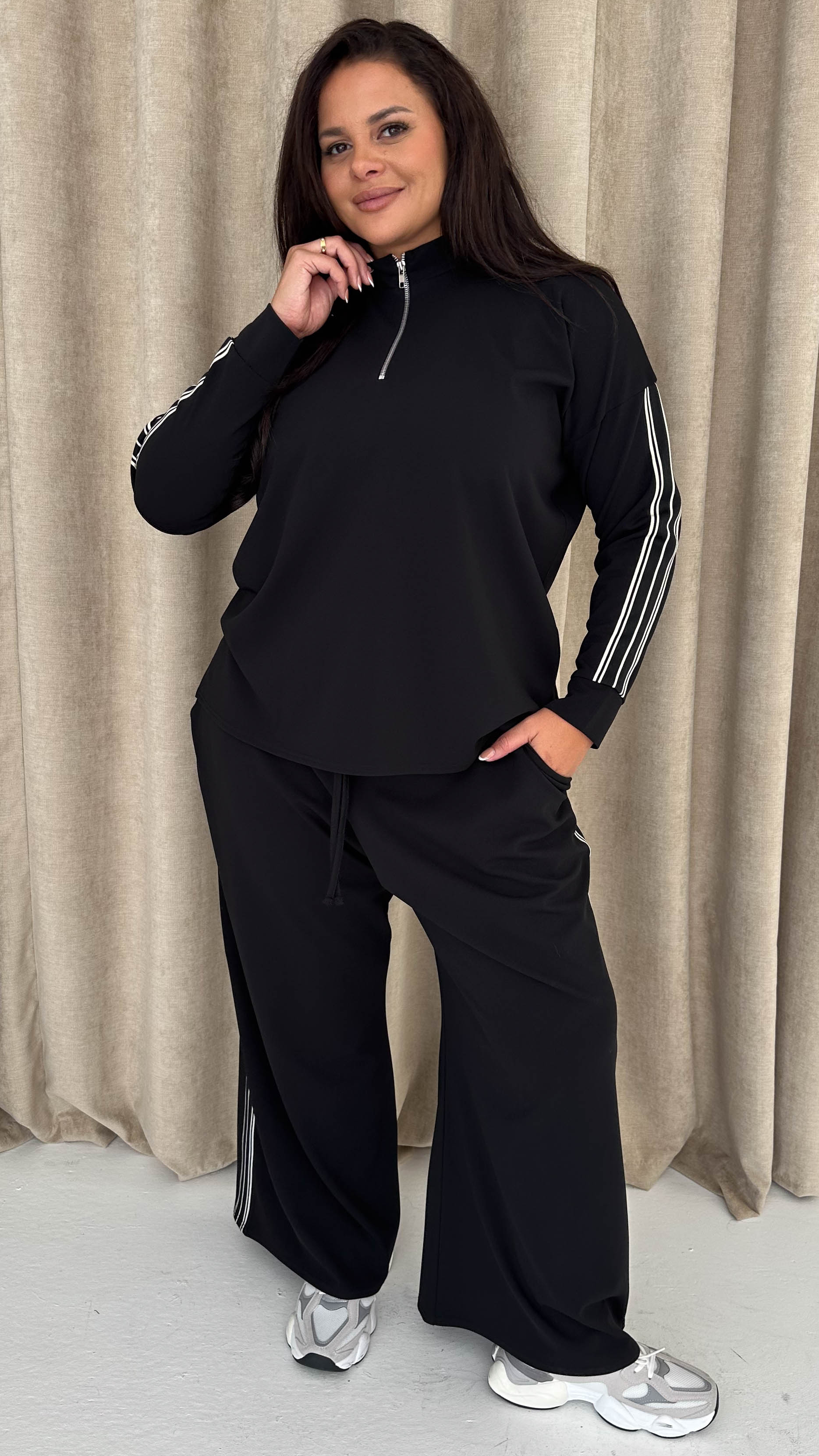 CurveWow Half Zip Tape Shoulder Top Black - Image 3