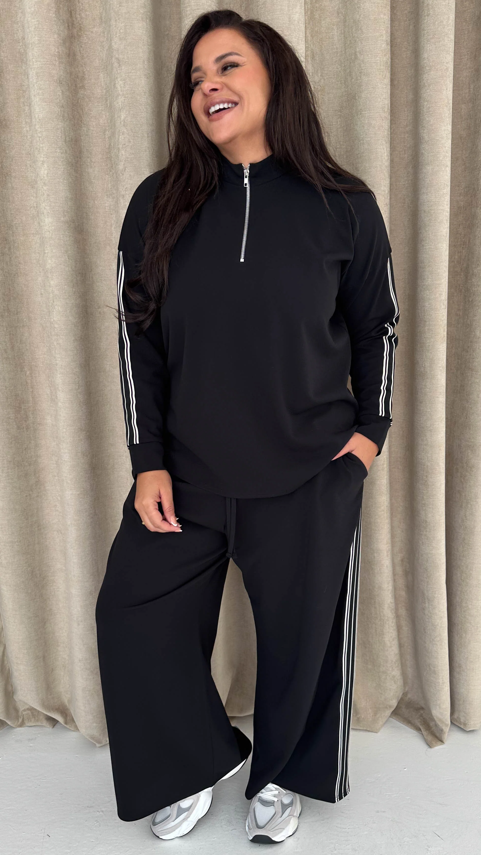 CurveWow Half Zip Tape Shoulder Top Black - Image 5