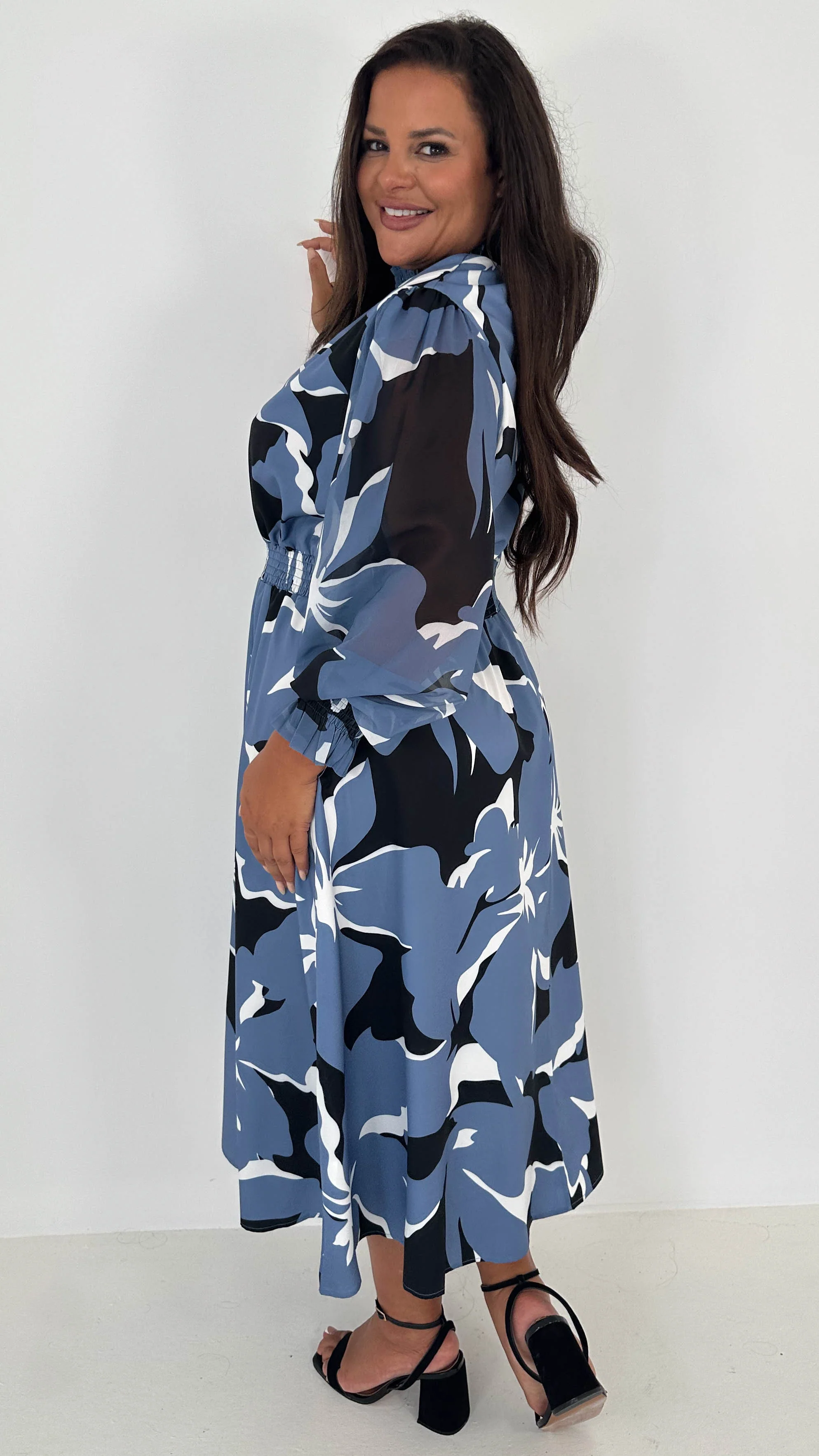 CurveWow High Neck Midaxi Dress Blue Floral - Image 9