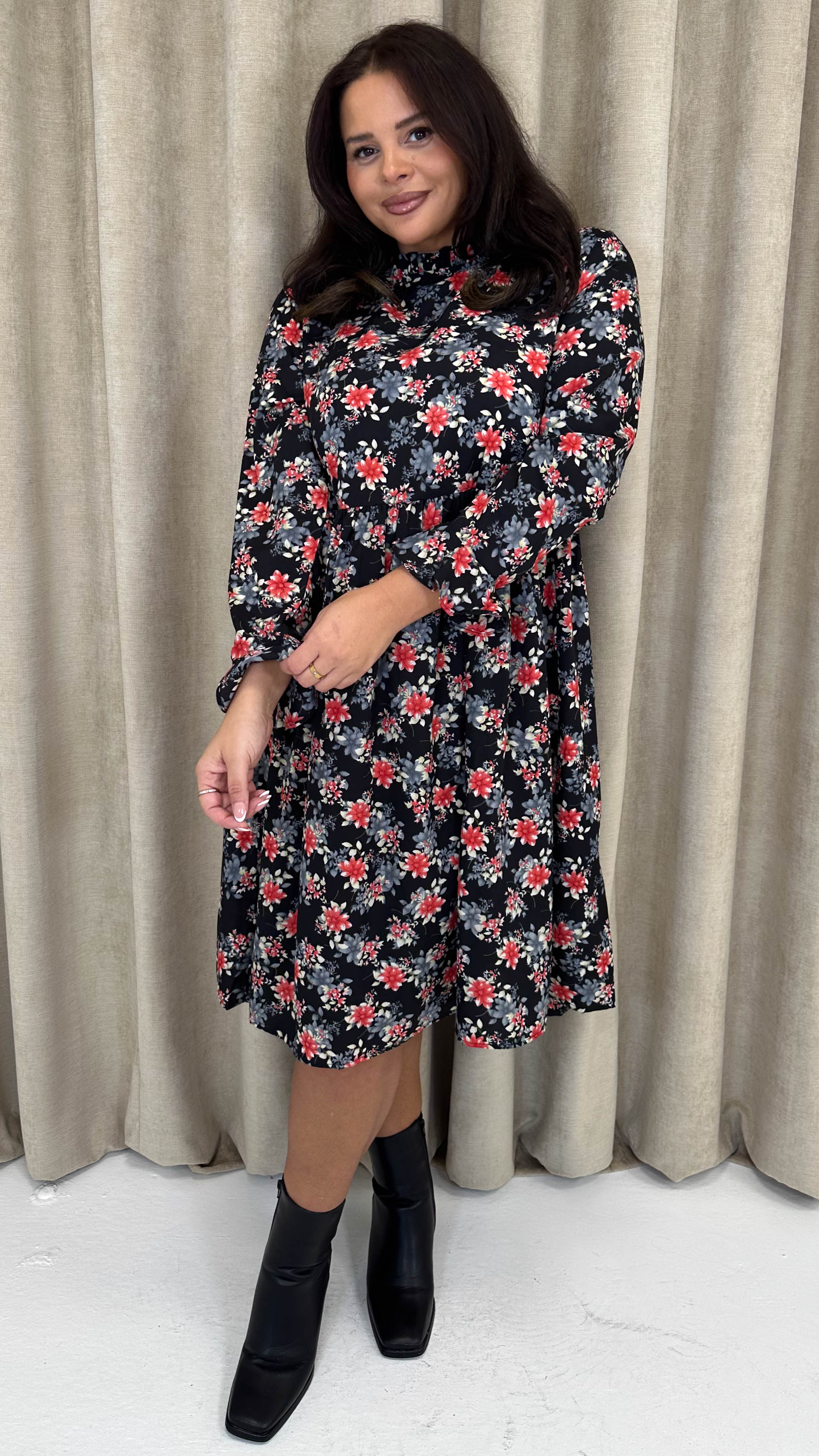 CurveWow High Neck Smock Dress Black Floral - Image 6