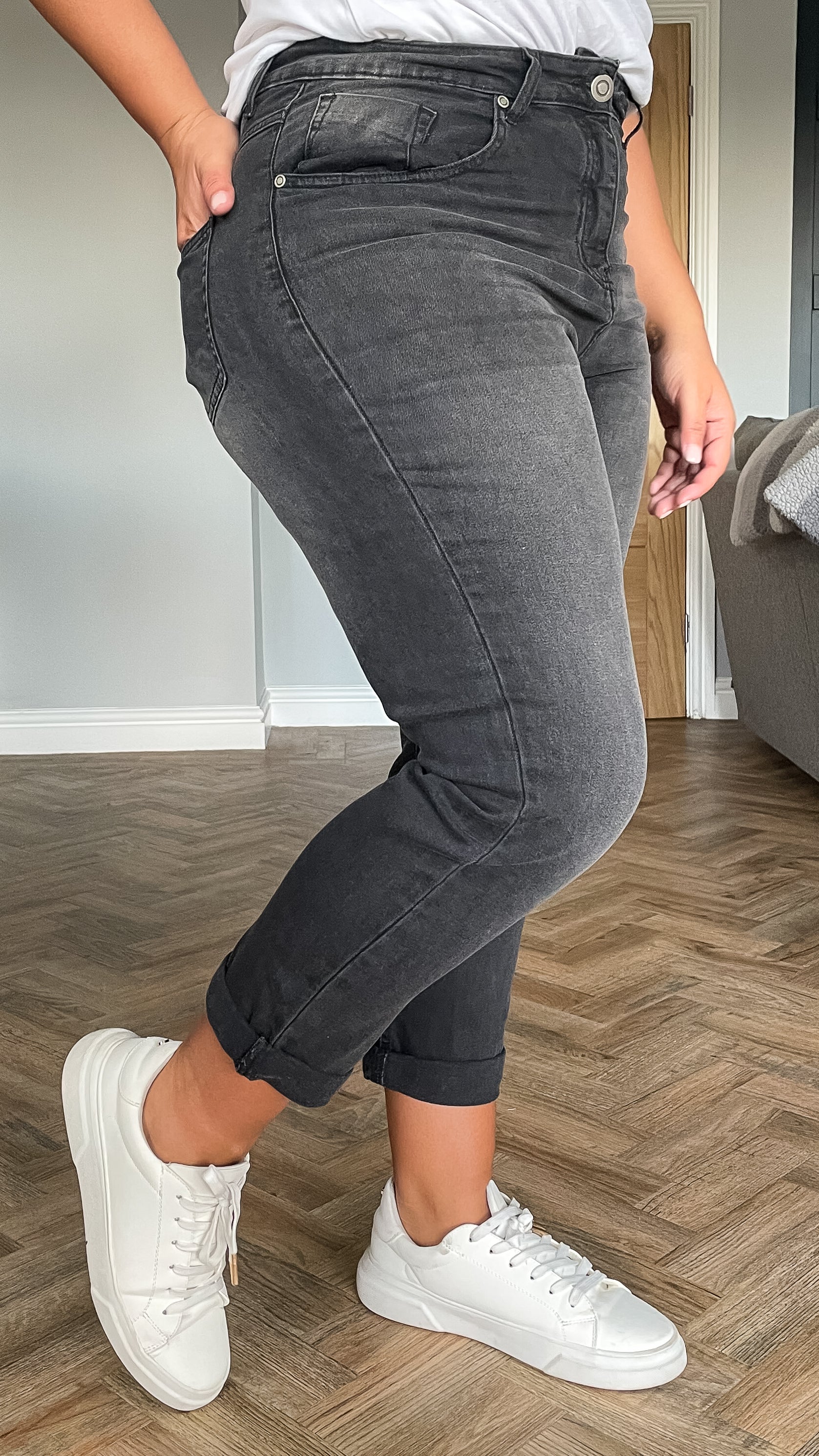 CurveWow High Waisted Mom Jean - Washed Black - Image 3