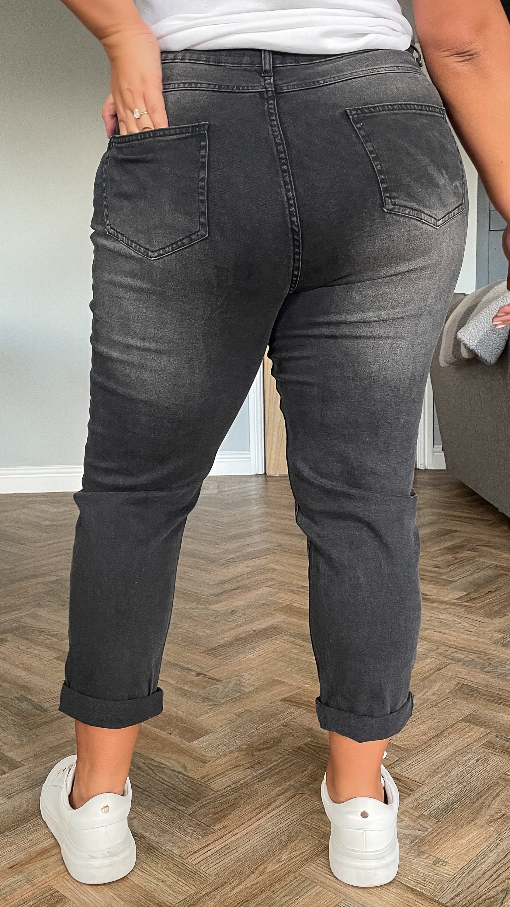 CurveWow High Waisted Mom Jean - Washed Black - Image 6