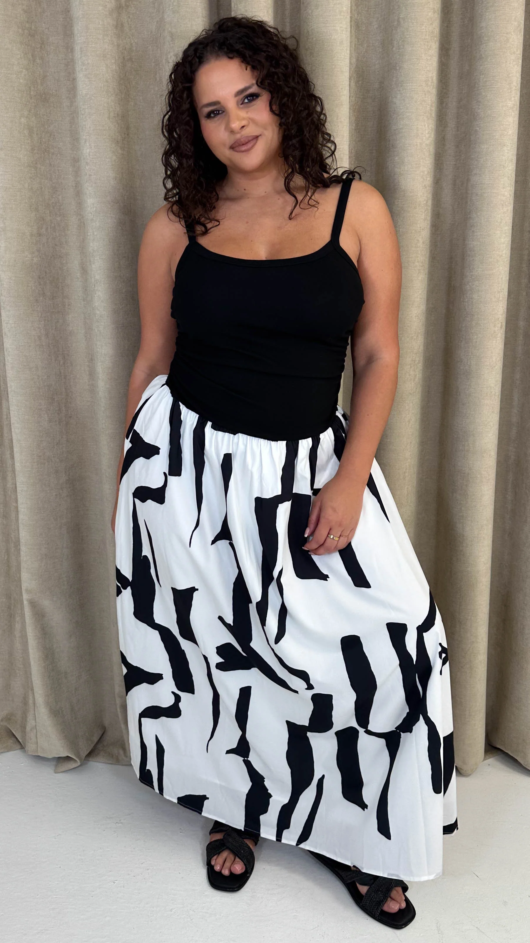 CurveWow Jersey Cami Maxi Dress Mono - Image 5