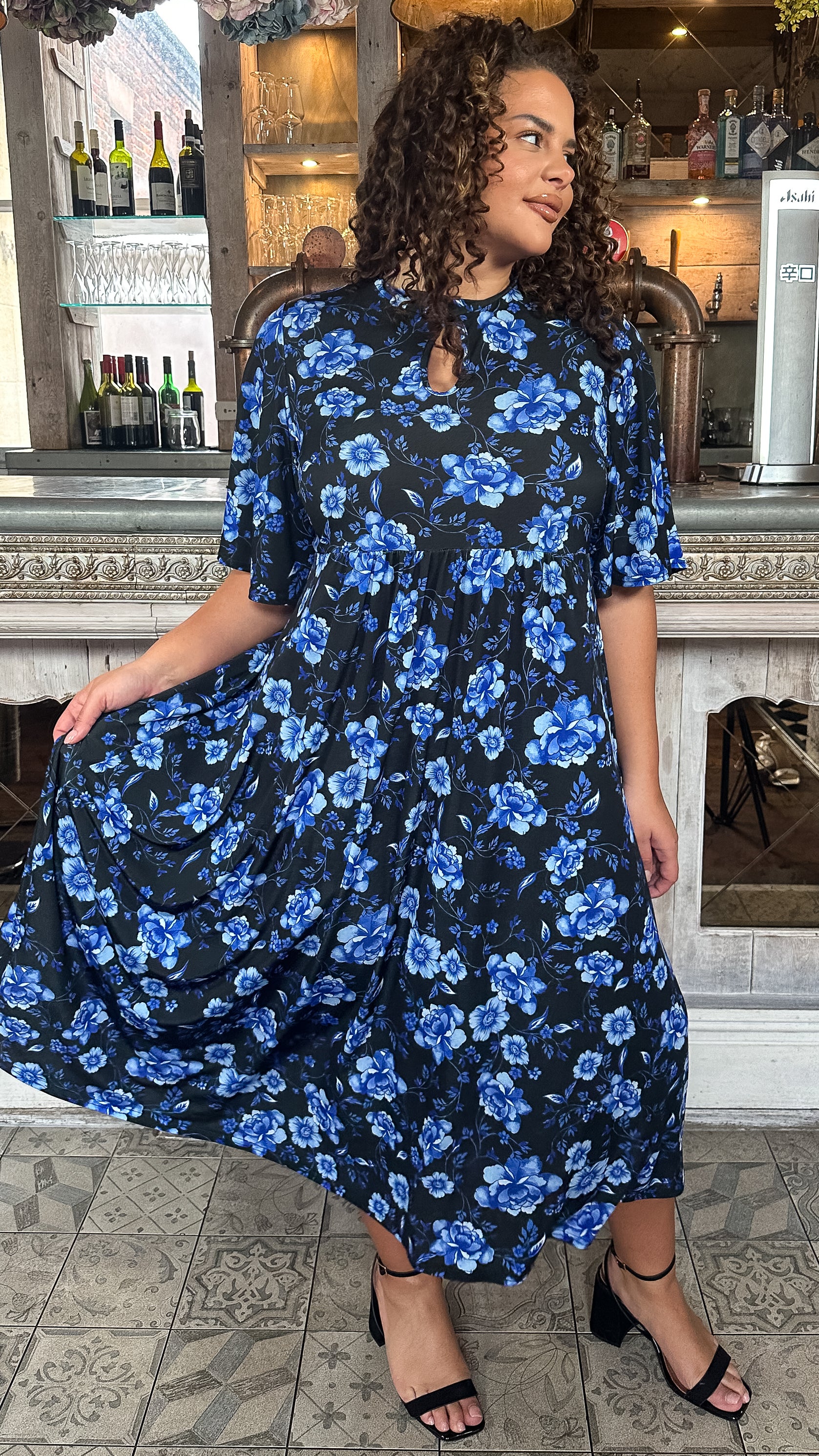 CurveWow Keyhole Front Printed Midi Dress Blue Floral - Image 7