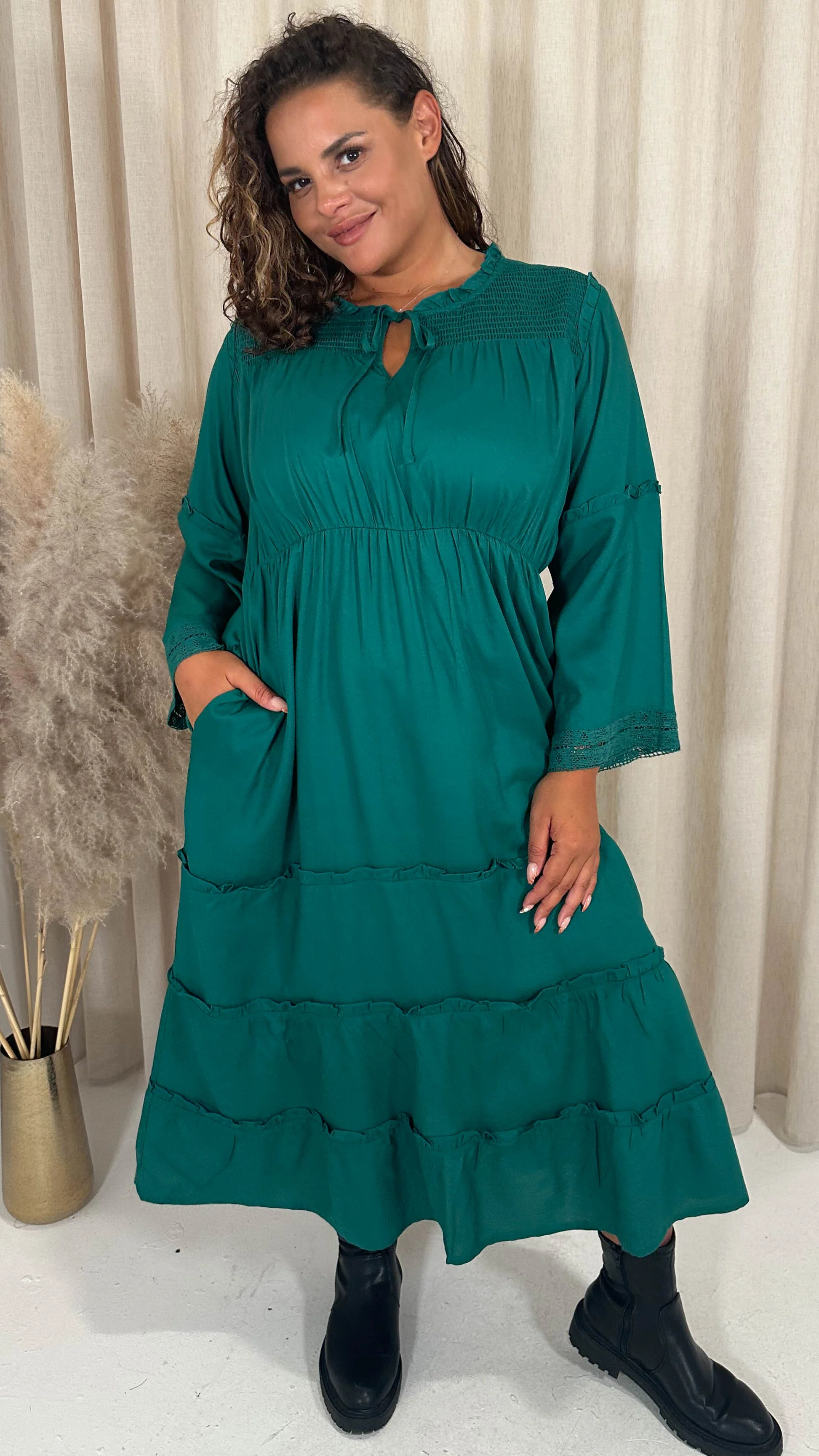 CurveWow Tie Front Tiered Maxi Dress Green - Image 6