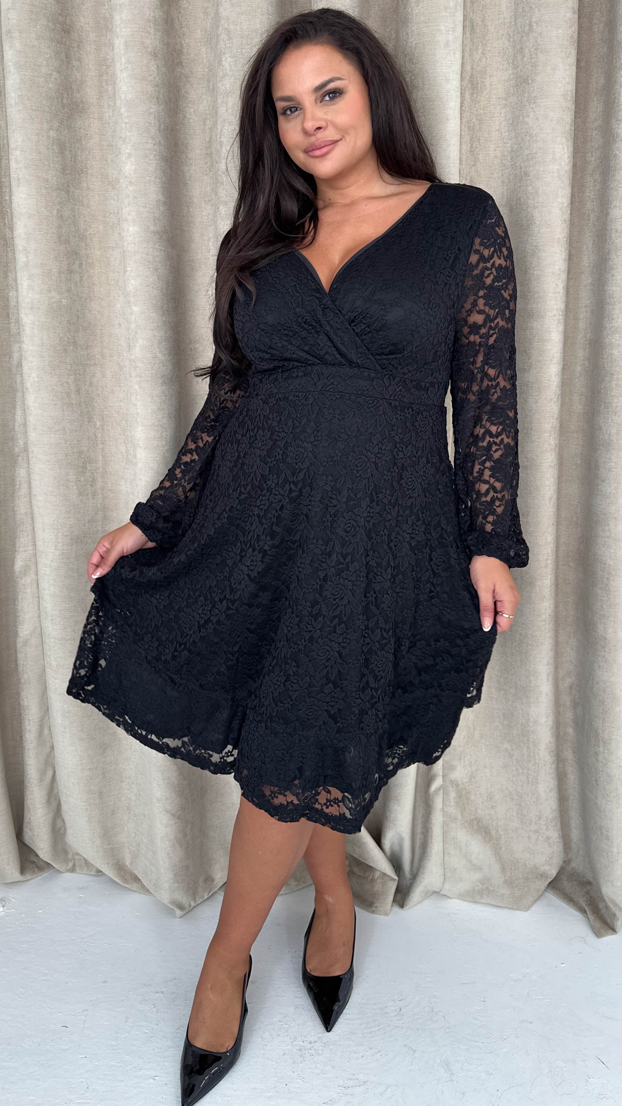 CurveWow Lace Plunge Ruffle Skater Dress Black - Image 4