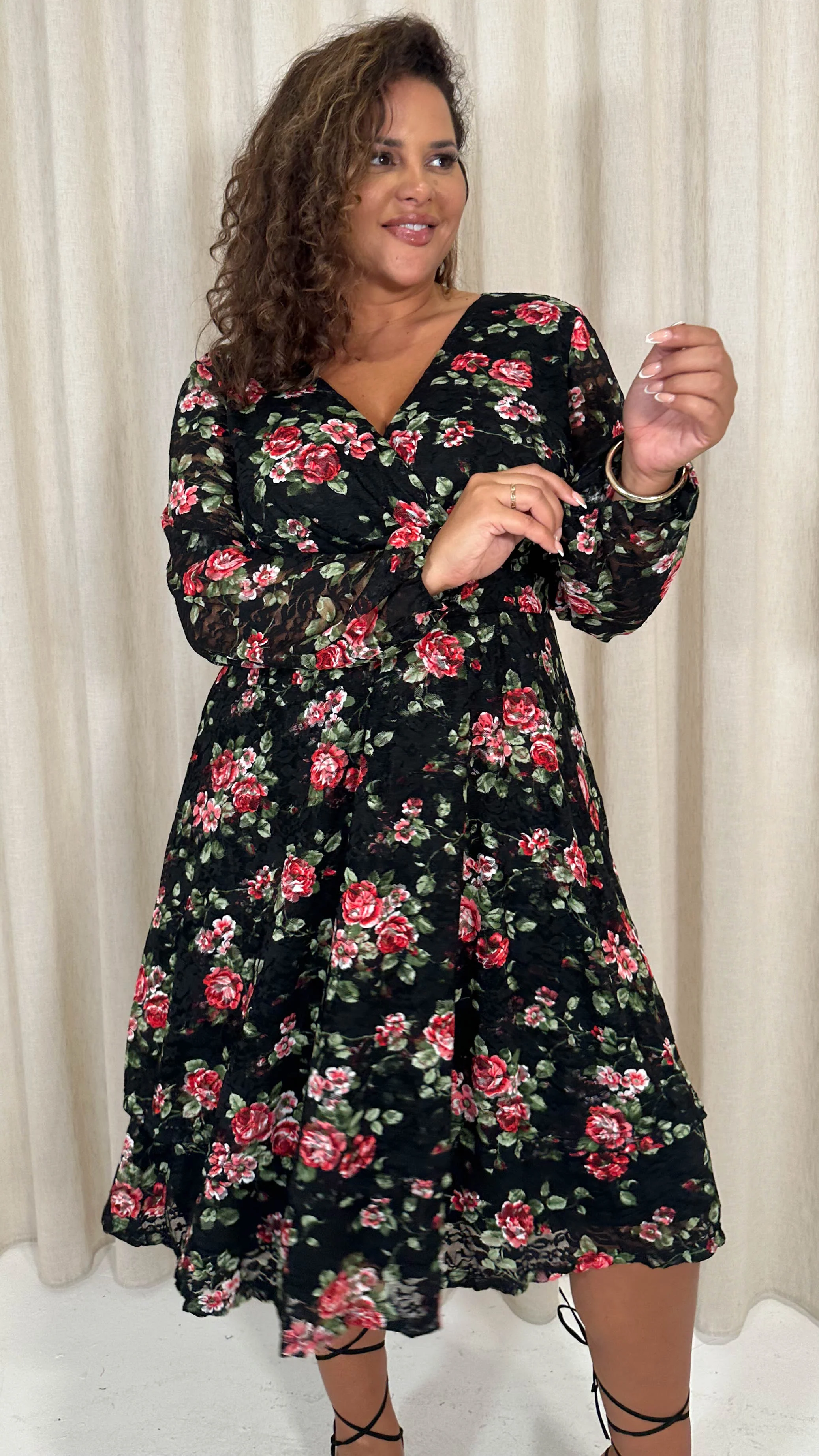 CurveWow Lace Plunge Ruffle Skater Dress Black Floral - Image 5