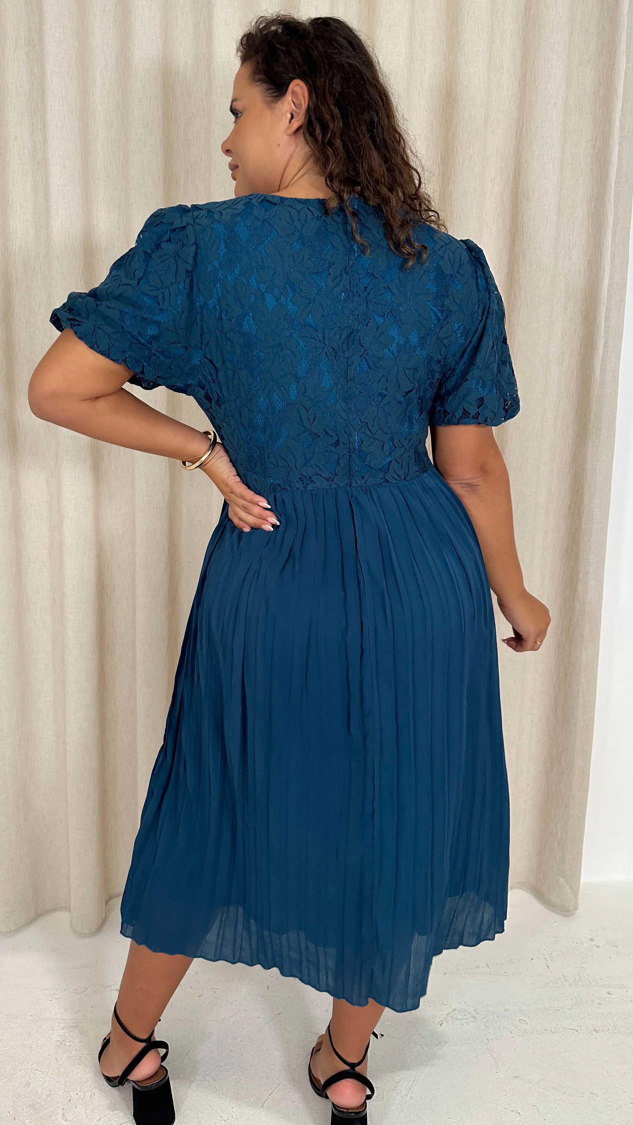 CurveWow Lace Top Pleated Dress Teal - Image 8
