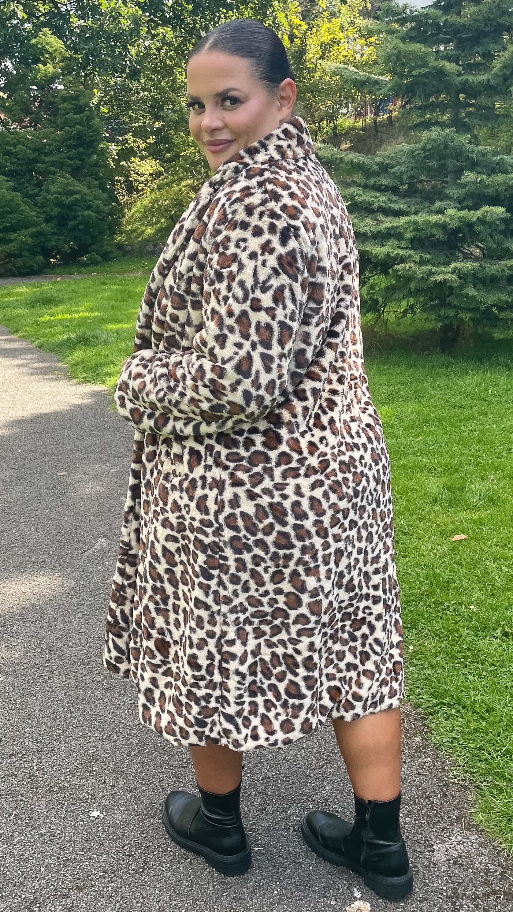 CurveWow Leopard Print Coat - Image 8