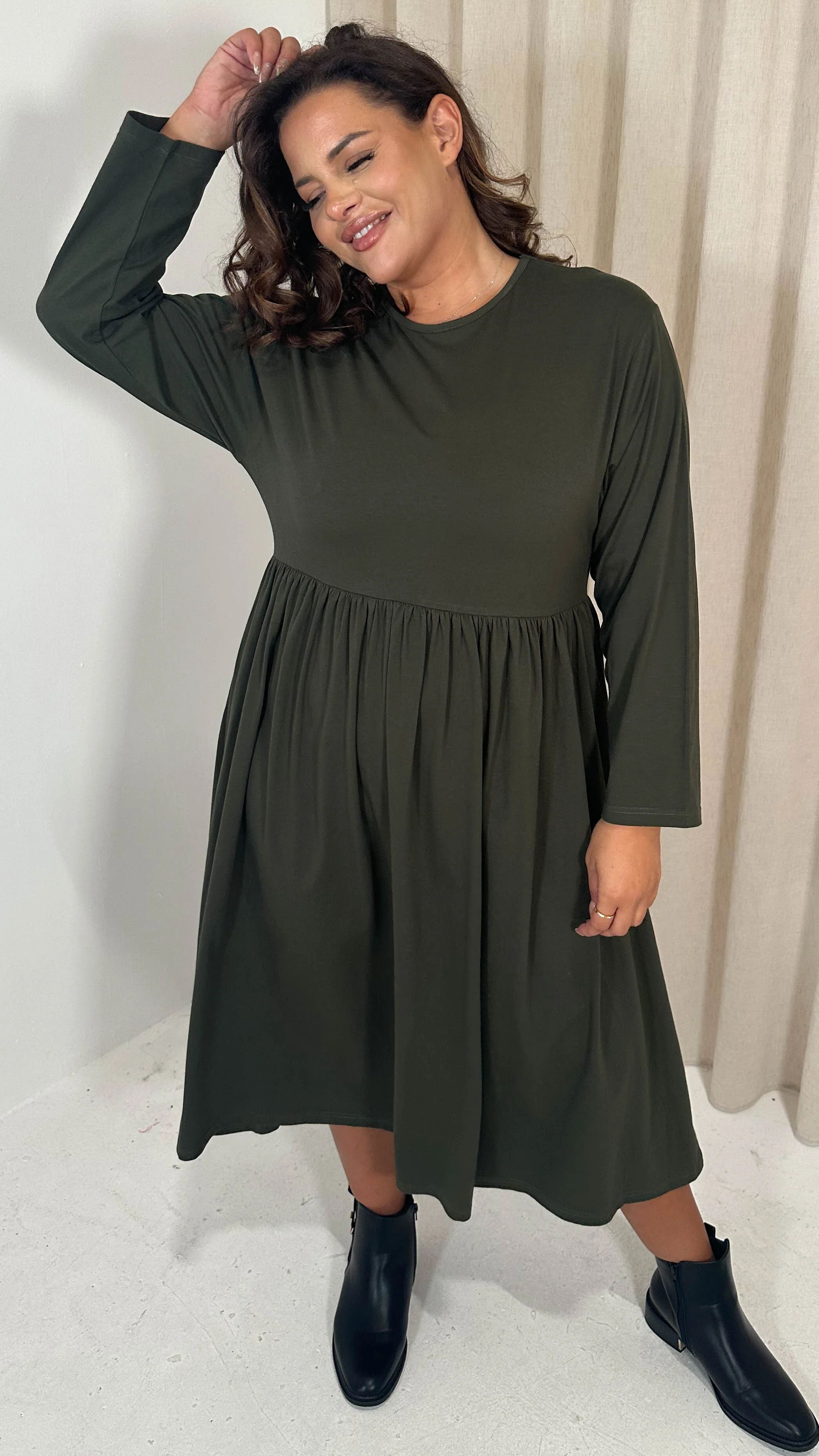 CurveWow Long Sleeve Elasticated Waist Midi Dress Khaki - Image 4