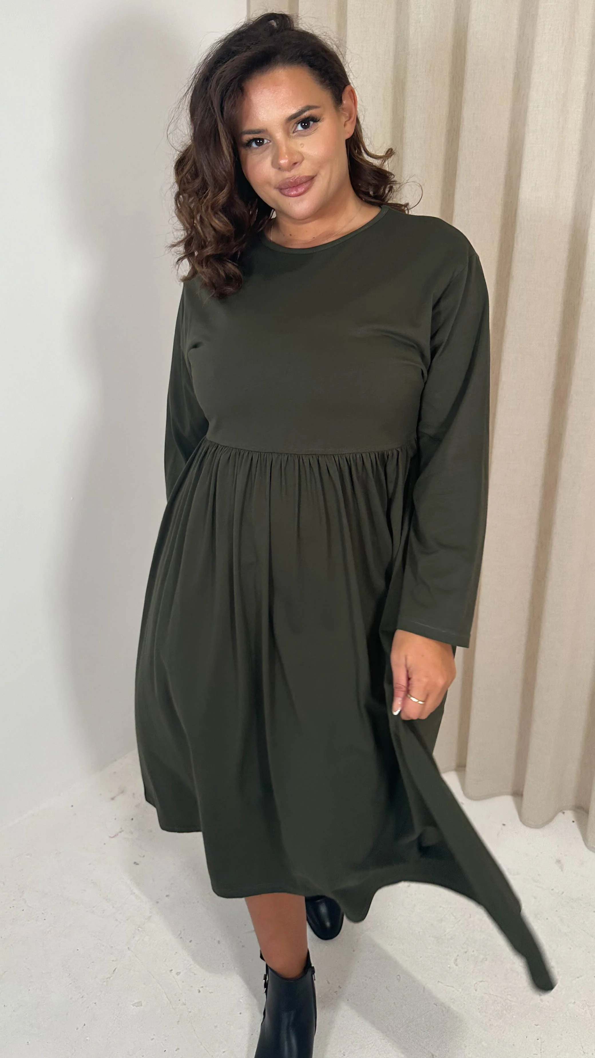 CurveWow Long Sleeve Elasticated Waist Midi Dress Khaki - Image 6