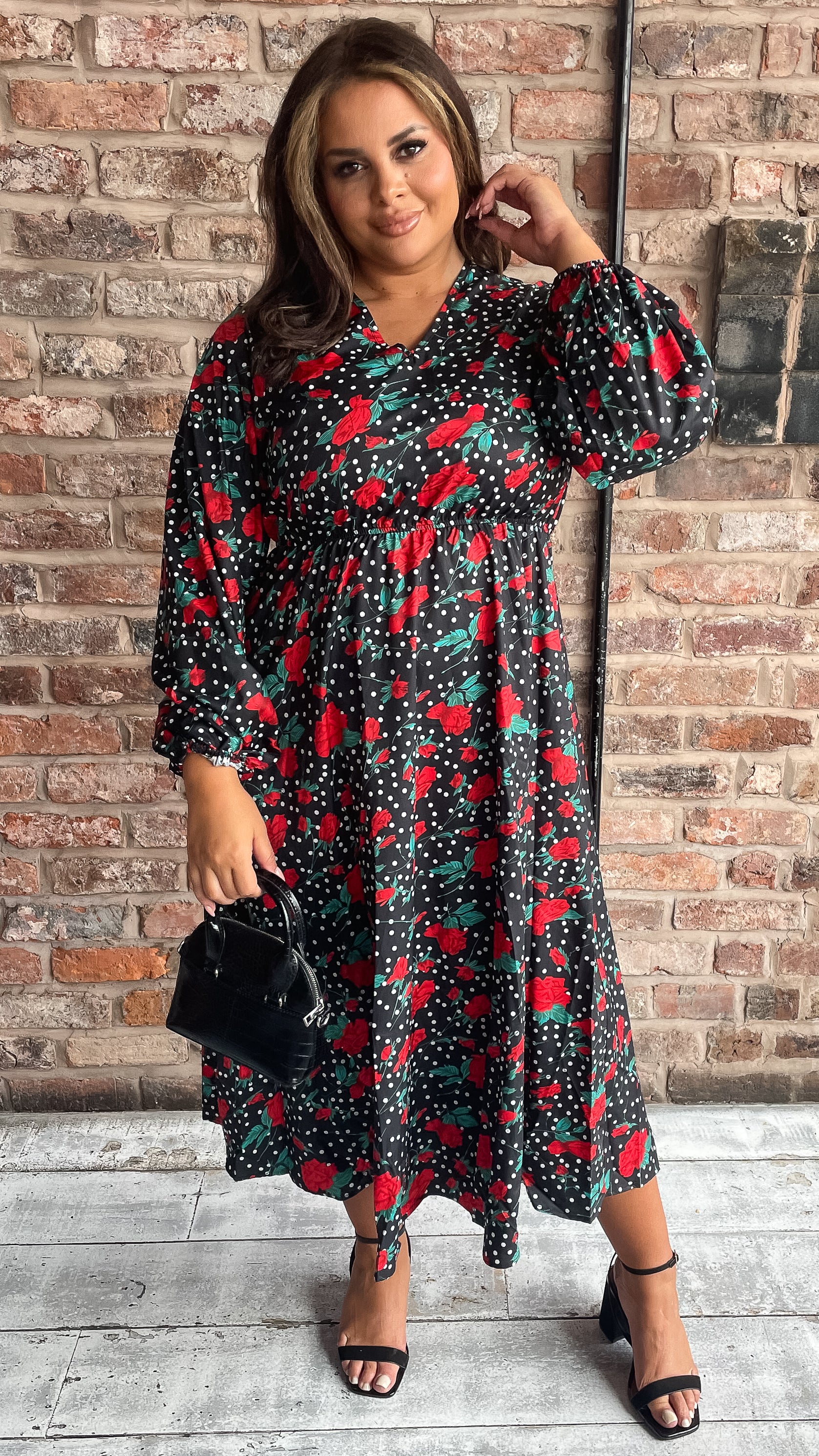 CurveWow Long Sleeve Floral V Neck Midaxi Dress Black/Red - Image 3
