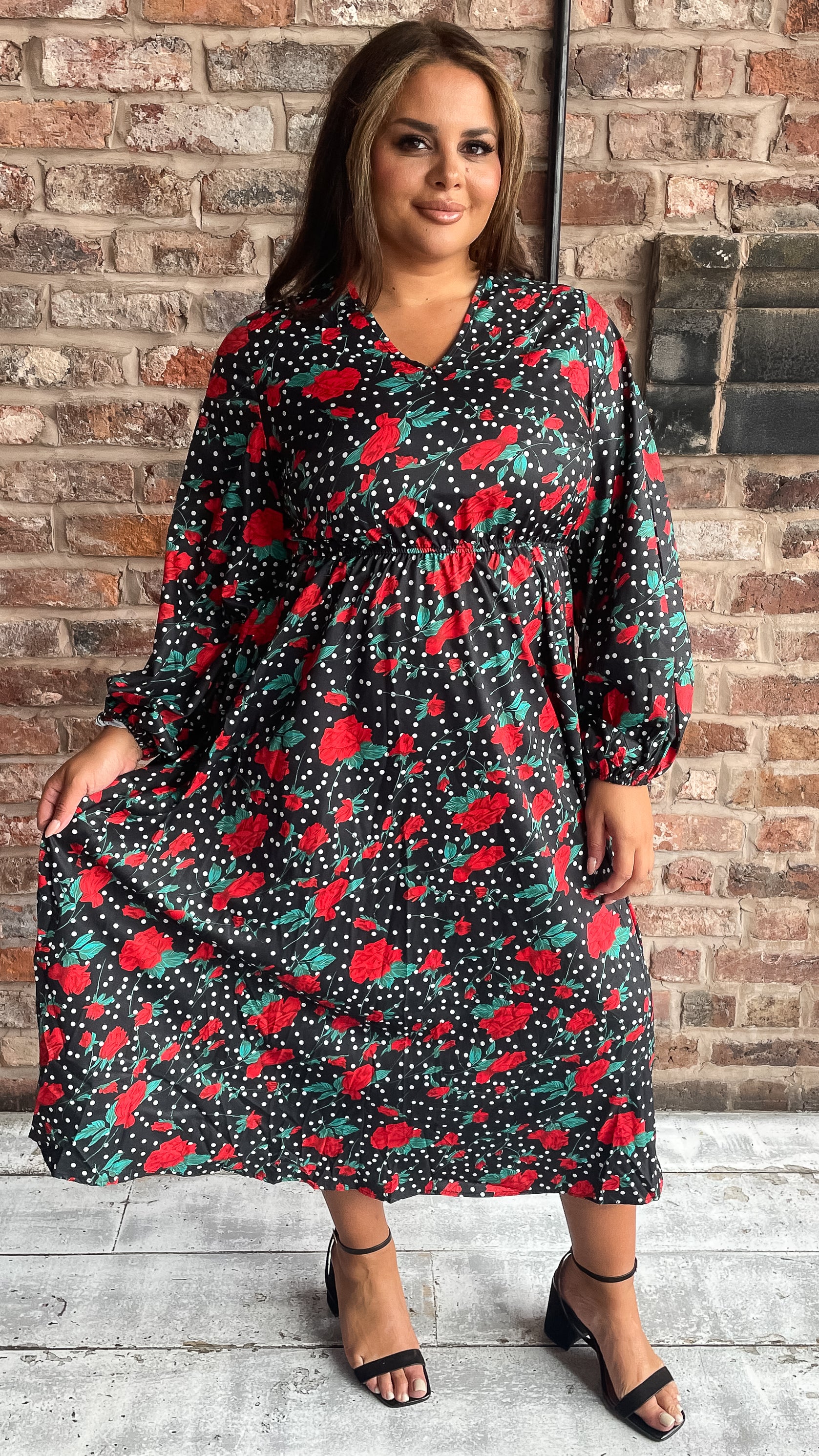 CurveWow Long Sleeve Floral V Neck Midaxi Dress Black/Red - Image 5