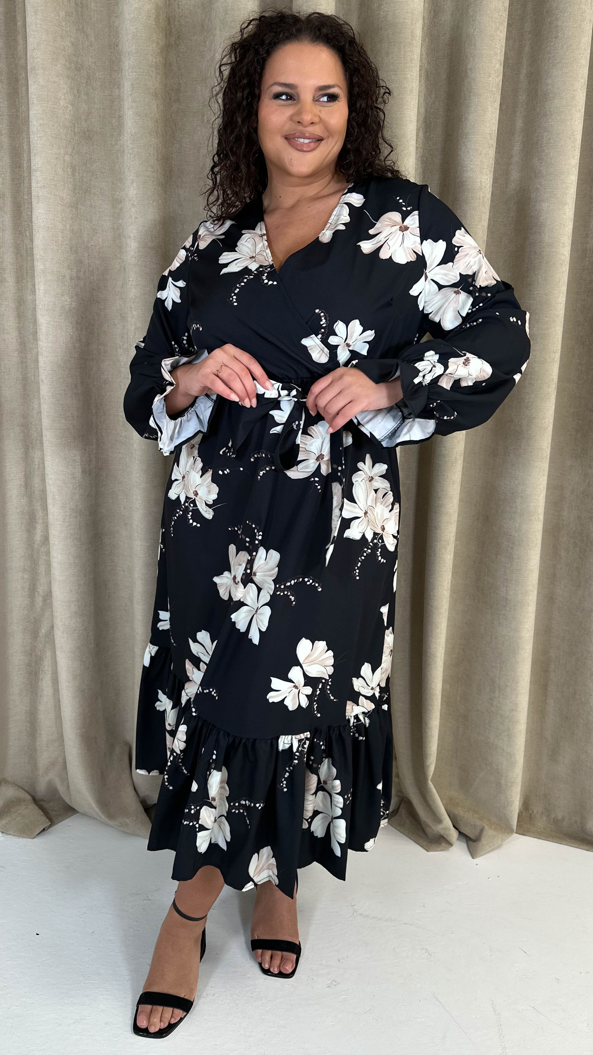 CurveWow Long Sleeve Floral Wrap Midaxi Dress Black/Ivory - Image 5